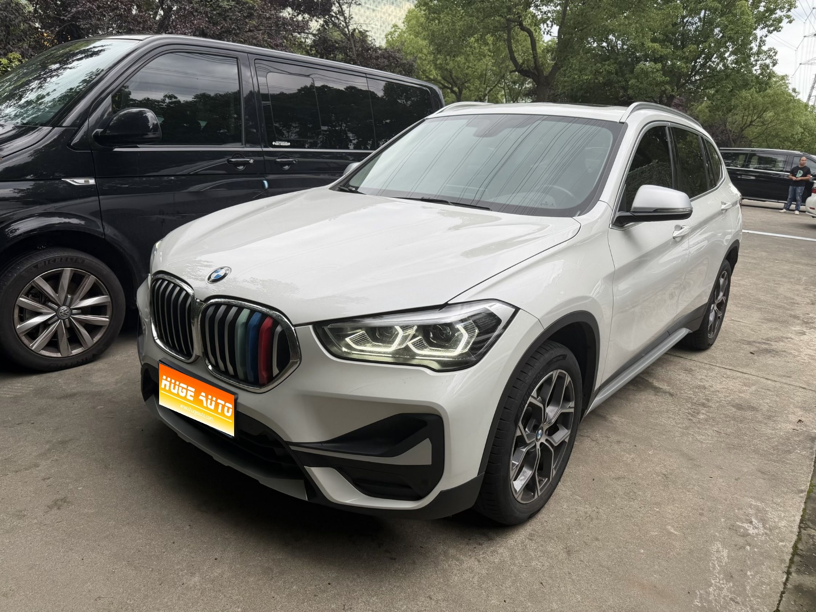 MY2022 BMW X1 sDrive20Li Exclusive Version 