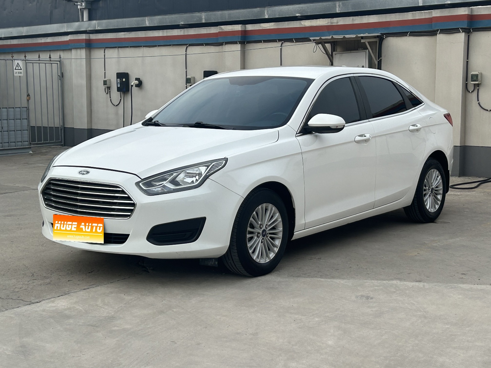 MY2017 ESCORT 1.5L AT Comfort Version 
