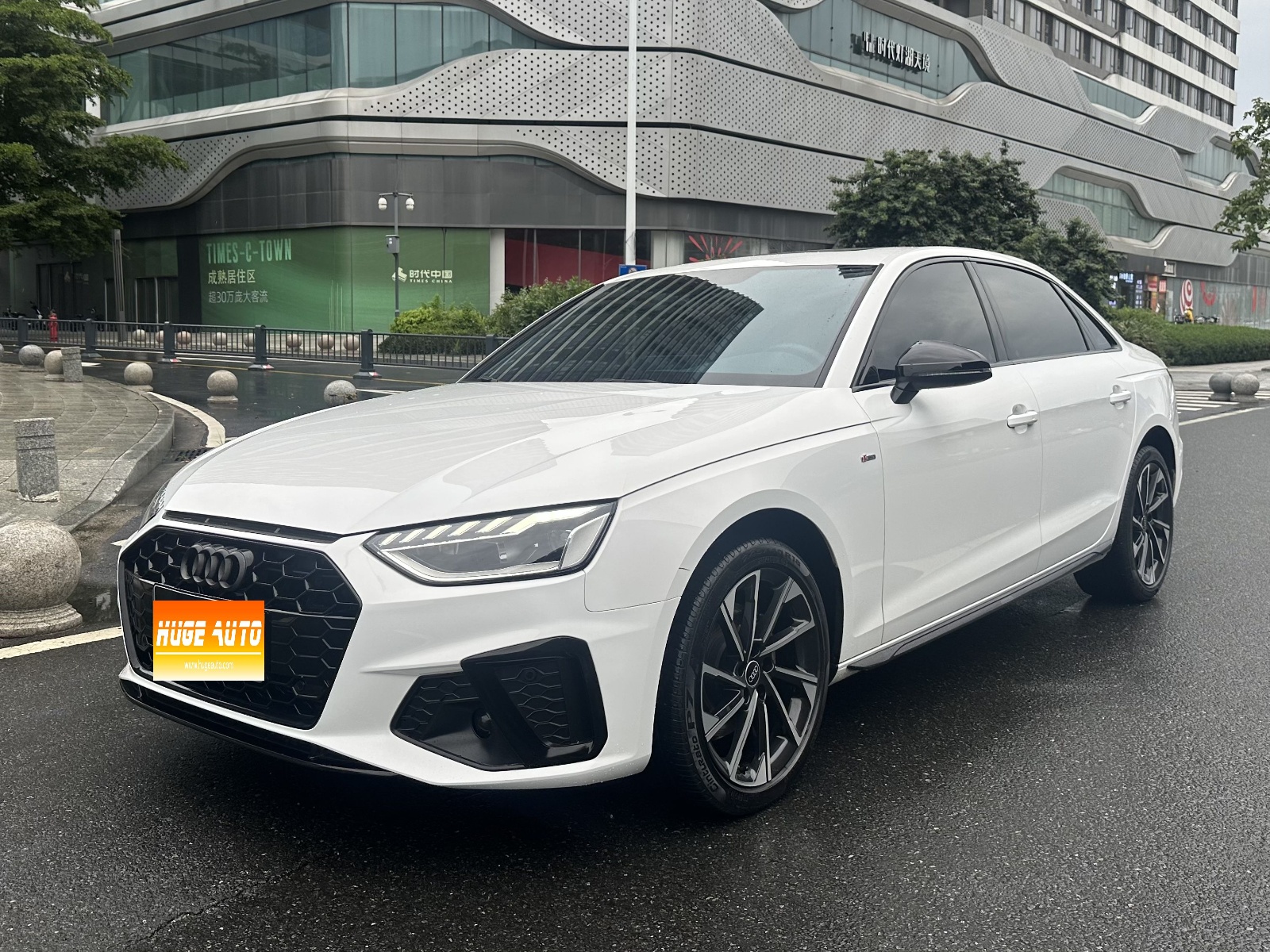 MY2023 Audi A4L 40 TFSI Luxury Dynamic Version