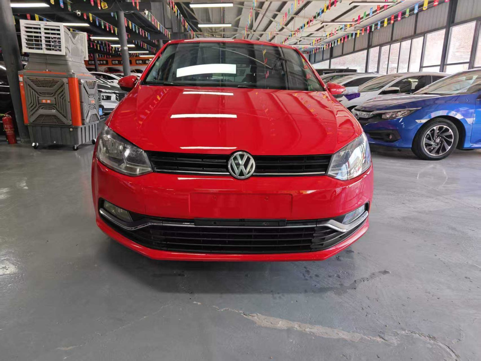 MY2016 POLO 1.6L  AT  Confort