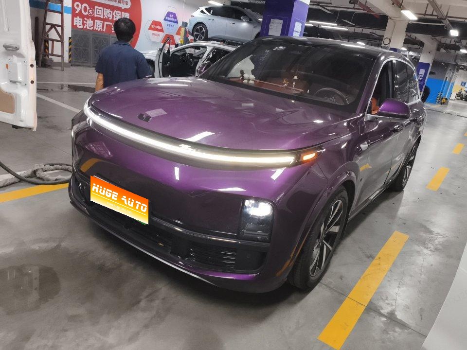 2023款 理想L8 Pro