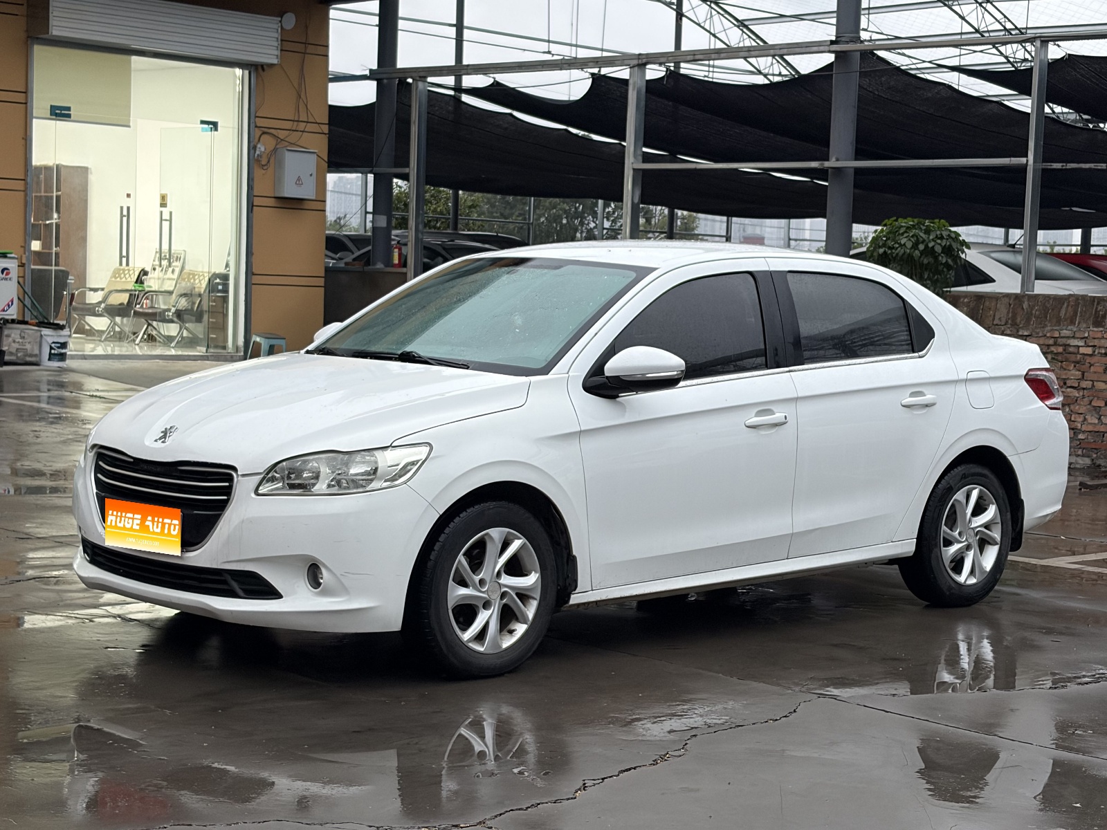 2014款 标致301 1.6L 手动舒适版