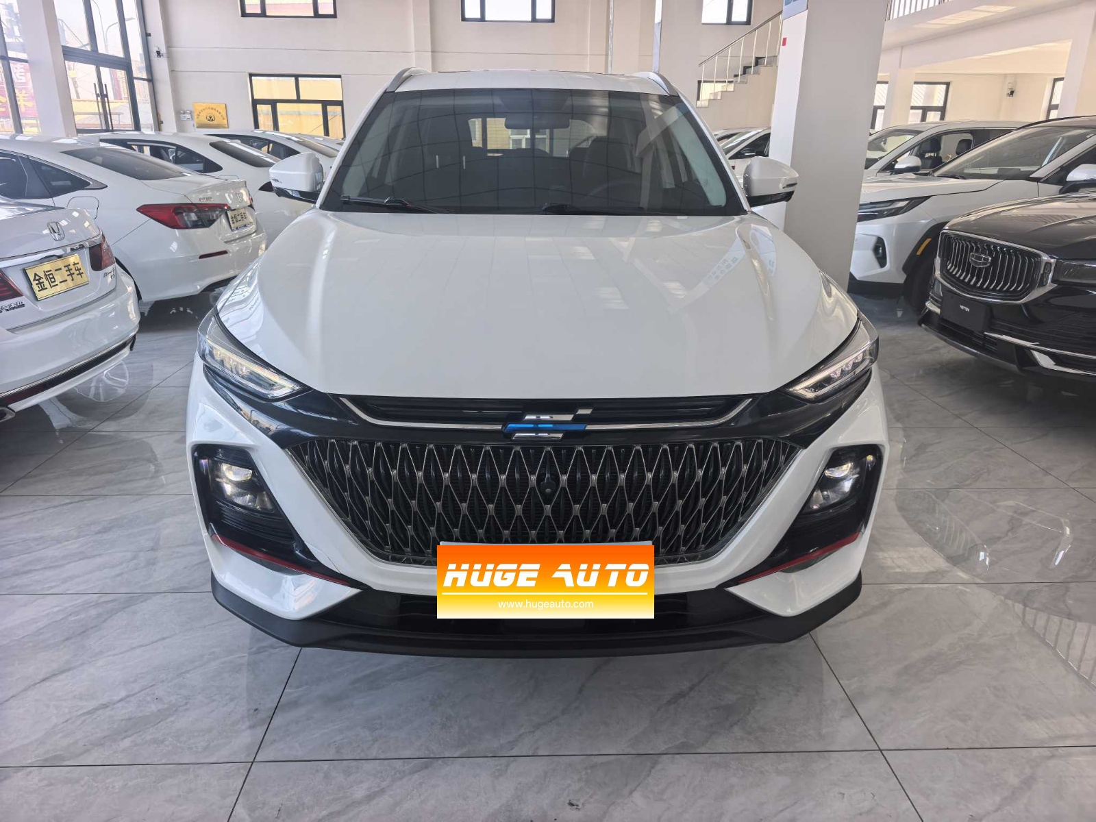MY2023 Changan-OSHAN X7 PLUS Enjoy 1.5T AT Distinguished