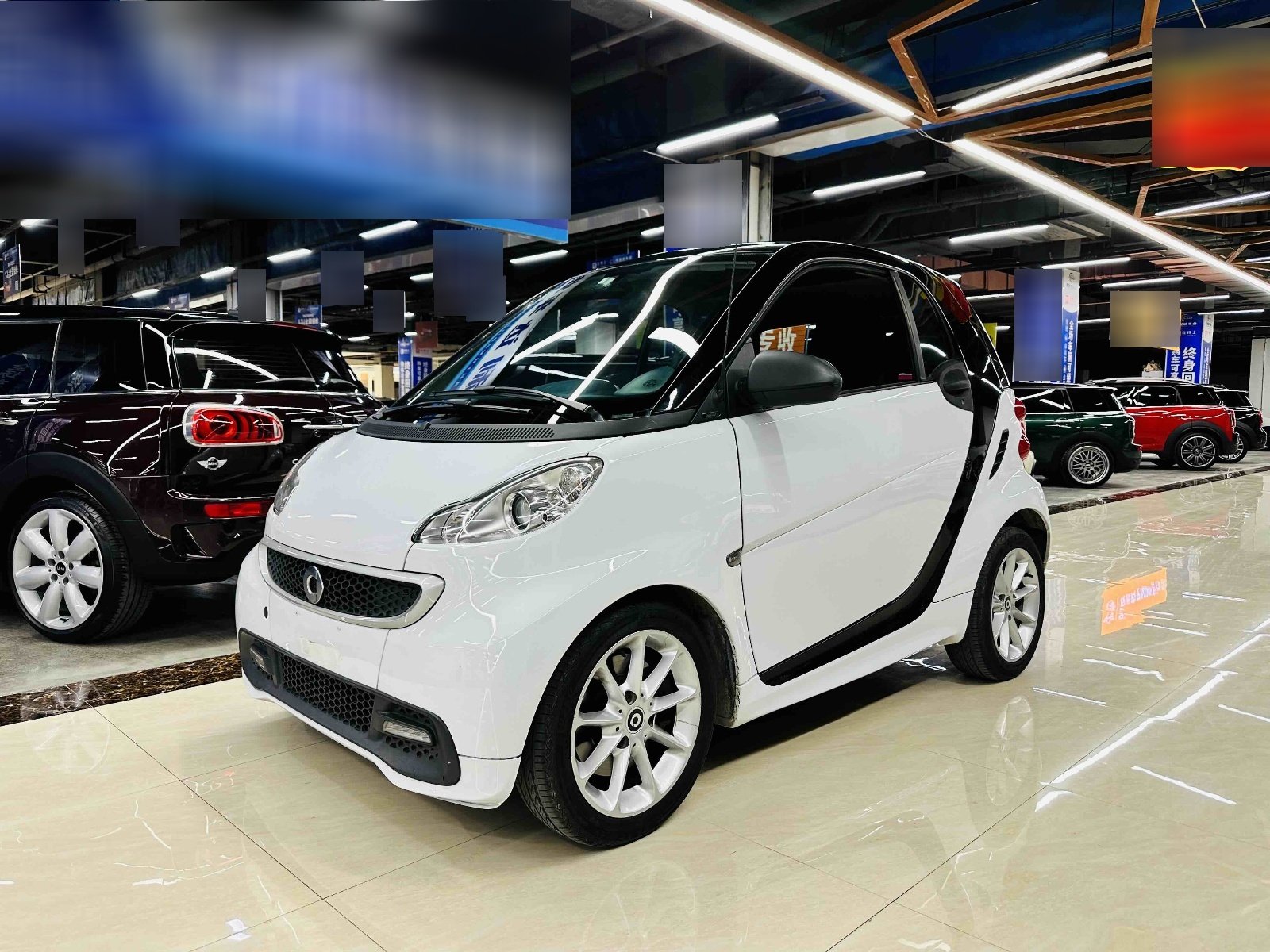 MY2013 smart fortwo 1.0 MHD New Year Special Edition 