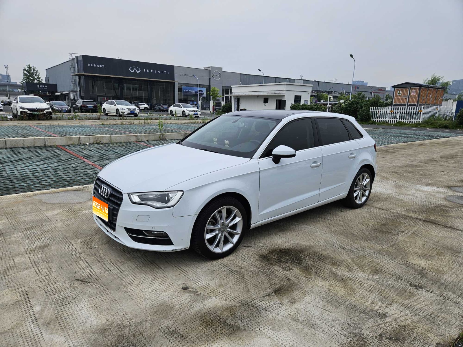 2015款 奥迪A3 Sportback 35 TFSI 百万纪念舒享型