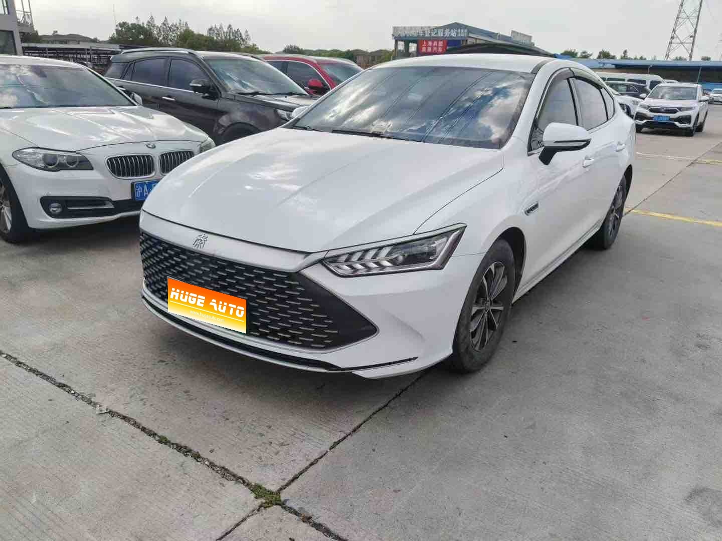MY2021 Qin PLUS DM-i 55KM Distinguished