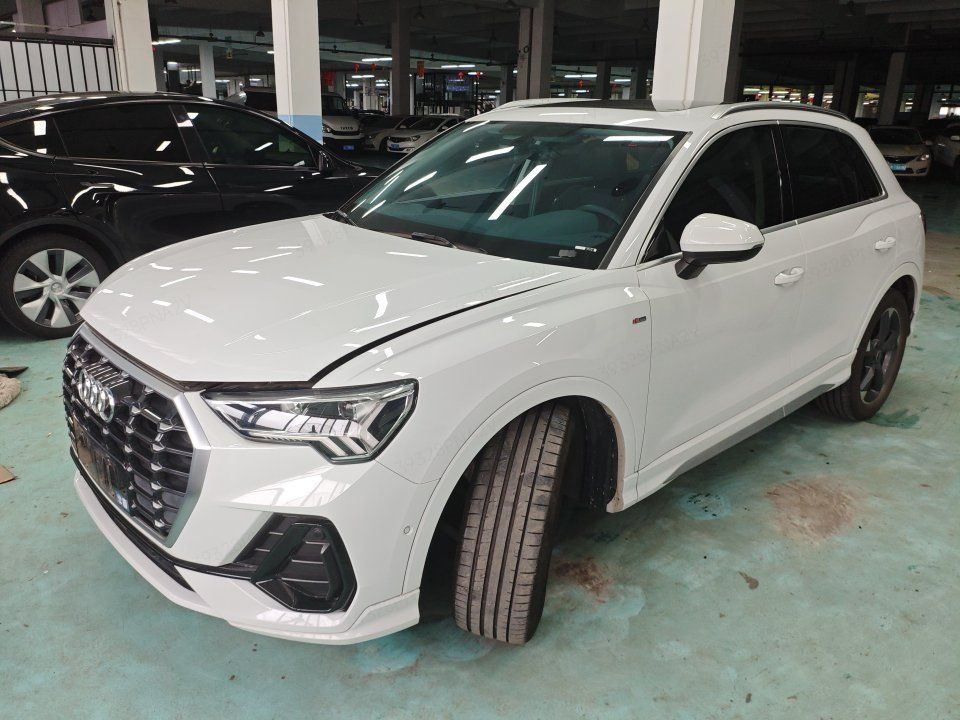 MY2023 Audi Q3 35 TFSI Fashion Dynamic（1.4T）