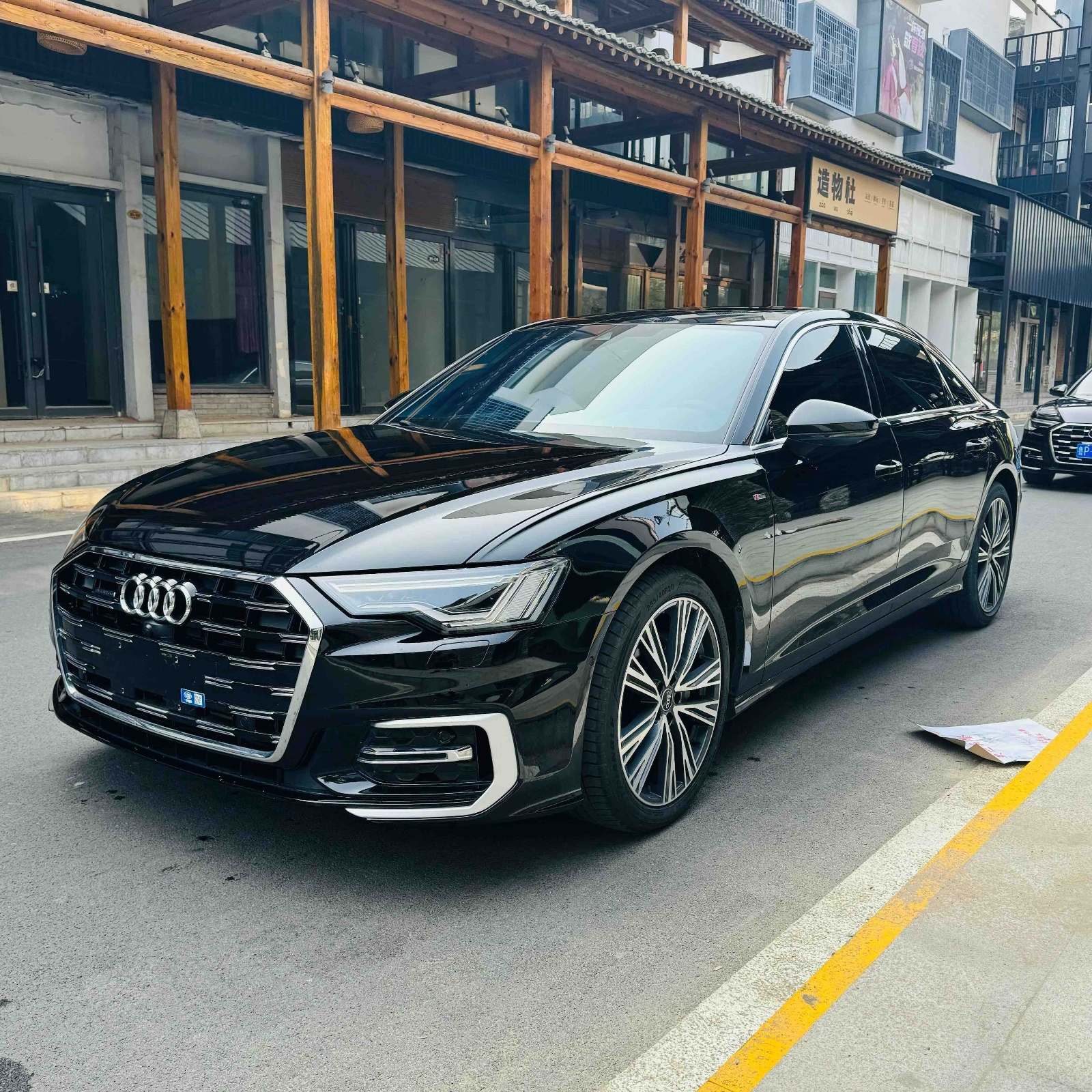 2022款 奥迪A6L 45 TFSI 臻选动感型