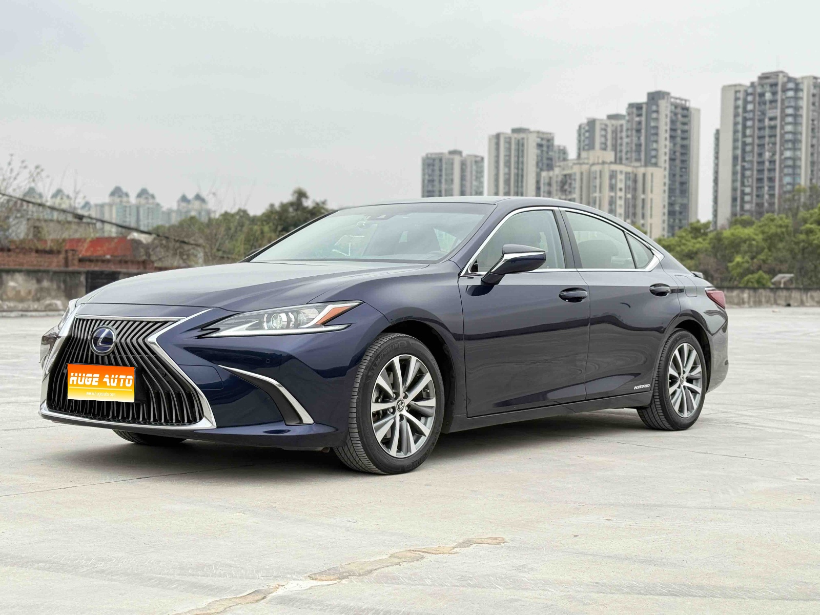 2021款 雷克萨斯ES 300h 卓越版