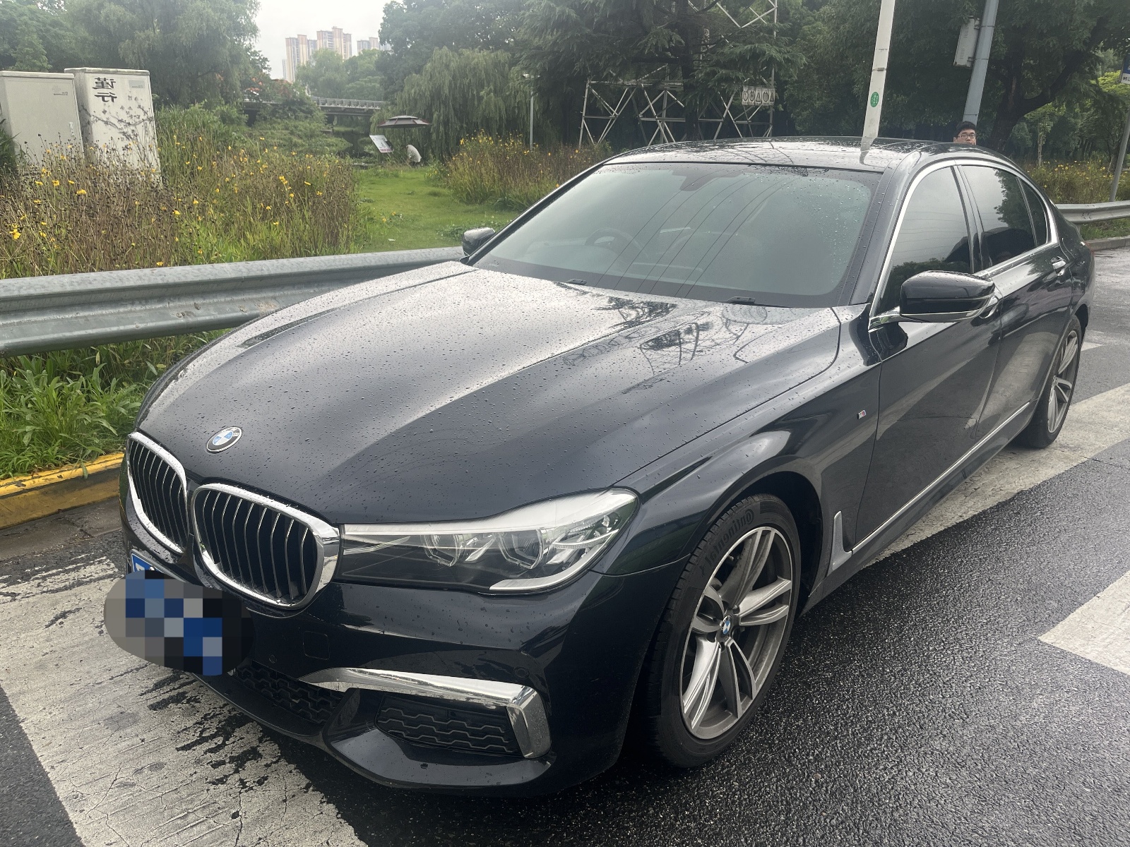 MY2018 BMW 7 Series 730Li Lead Version M Sport Kit 