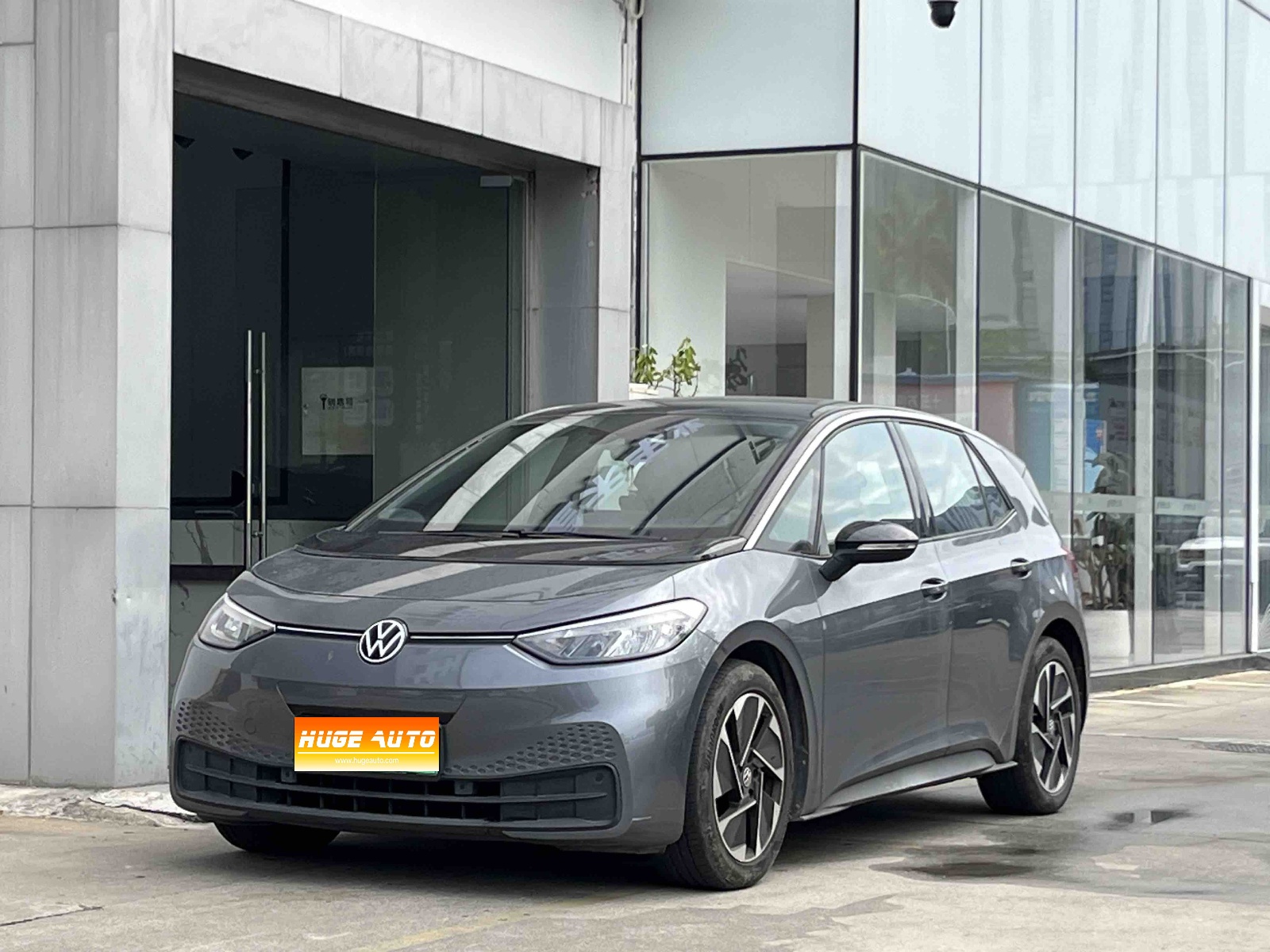 MY2024 Volkswagen ID.3 Outstanding