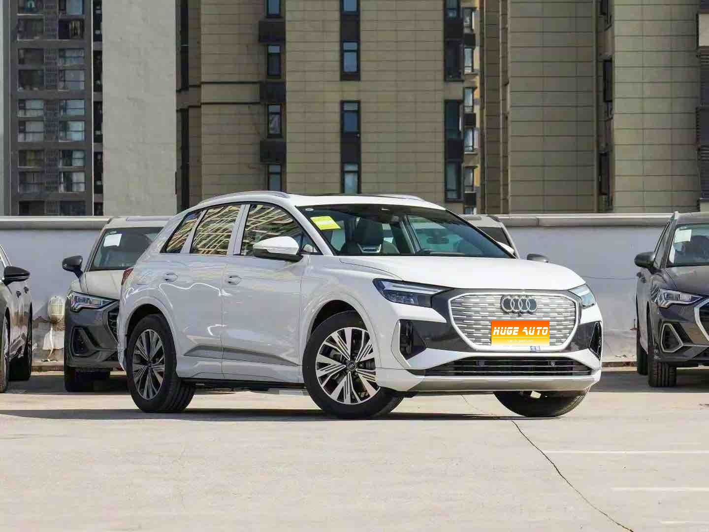 MY2024 AUDI Q4 e-tron 40 e-tron Xing Version
