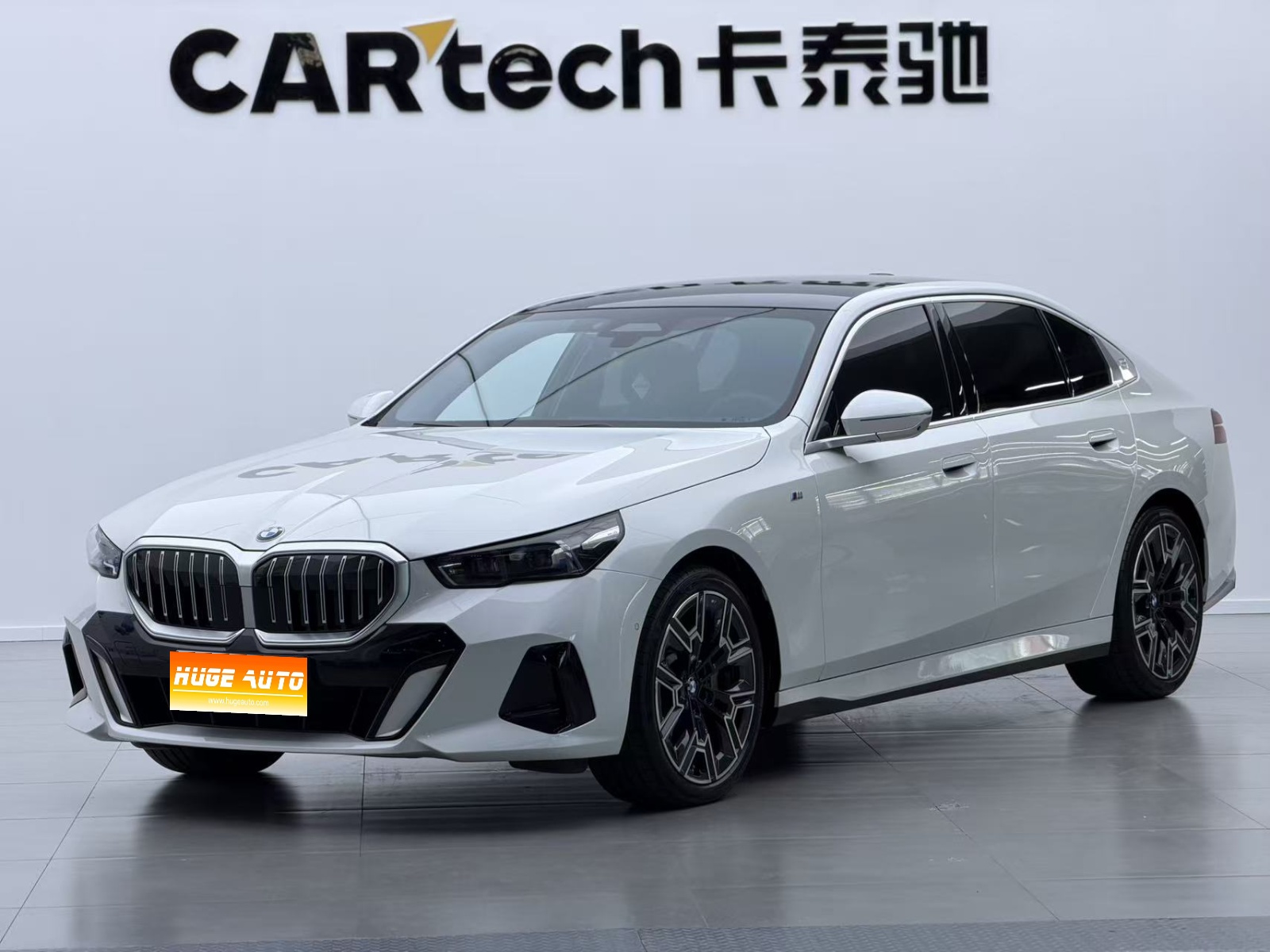 2024款 宝马5系 530Li 尊享型 M运动套装