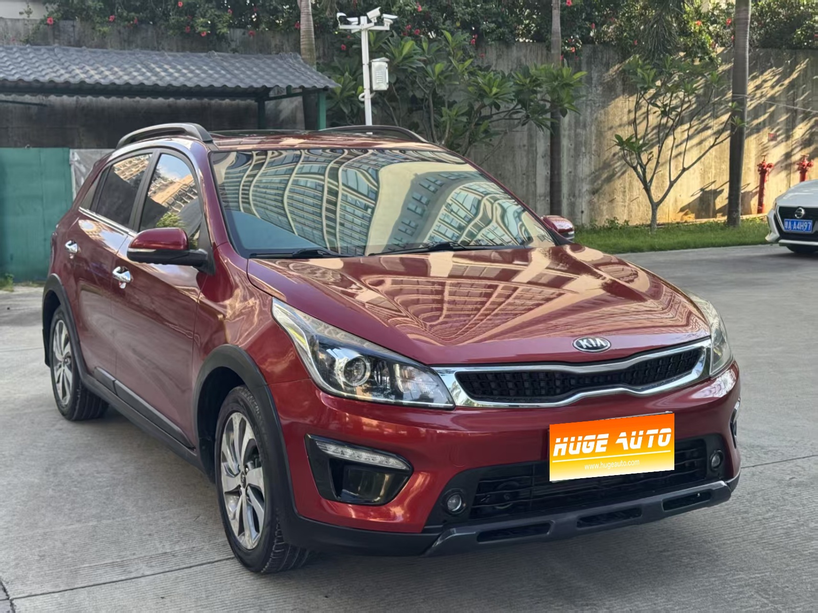 MY2019 KIA KX CROSS 1.6L AT Smart Sunroof National VI