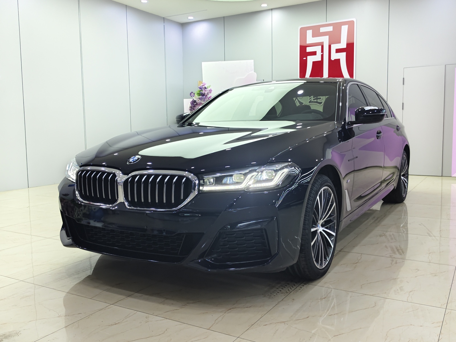 MY2023 BMW 5 Series 530Li xDrive M Sport Kit 