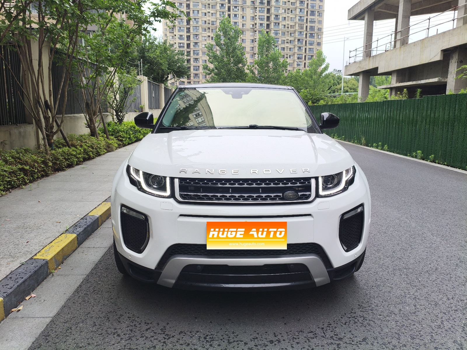 MY2018 Range Rover Evoque 240PS SE DYNAMIC Intelligent