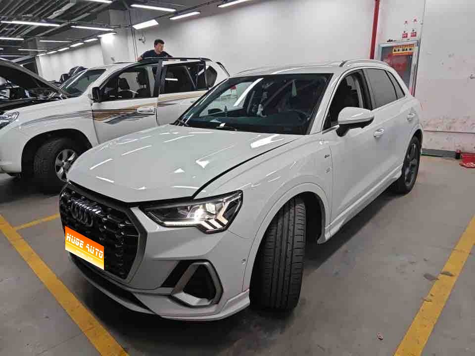MY2023 Audi Q3 35 TFSI Fashion Dynamic（1.4T）