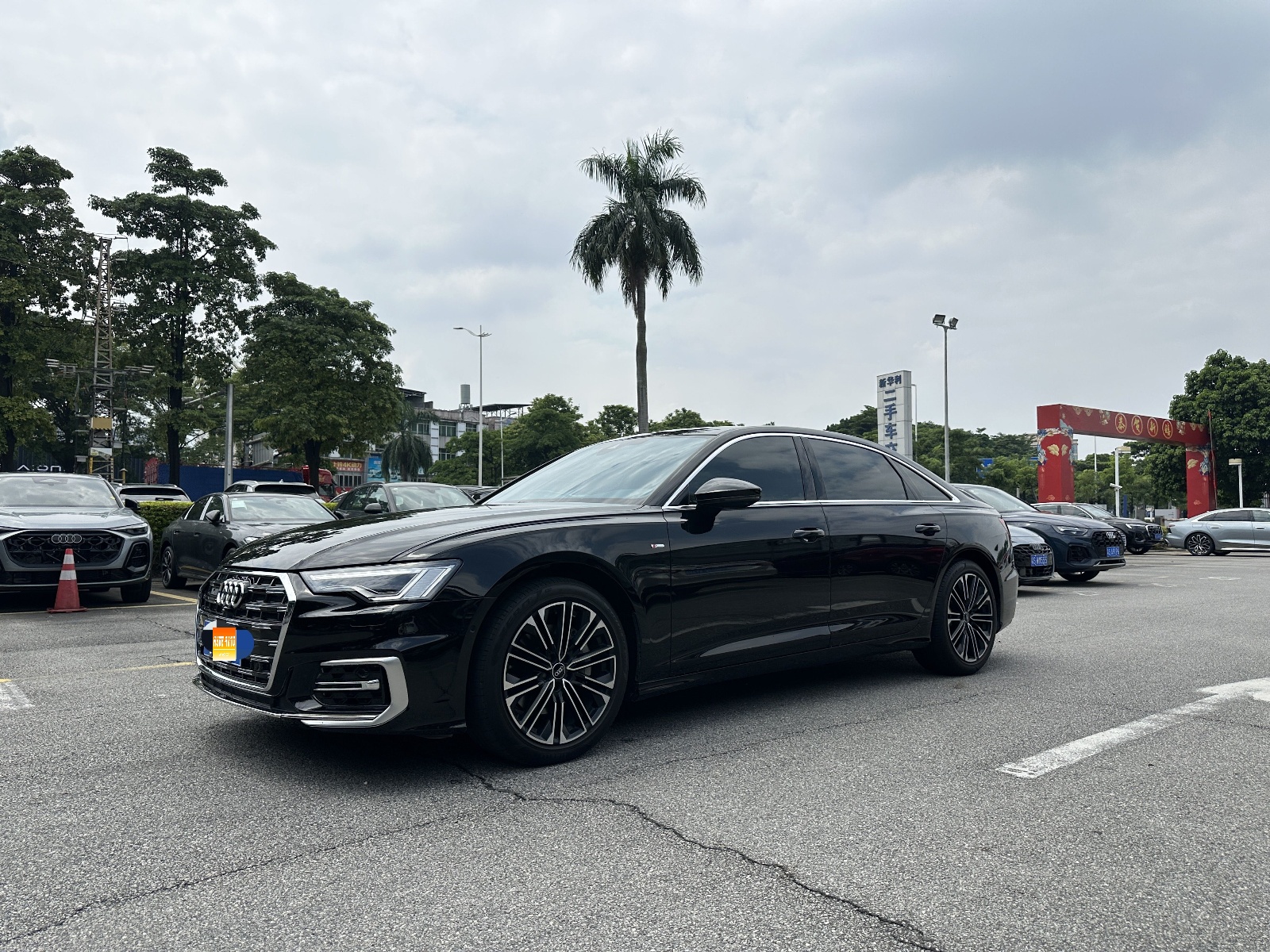 2024款 奥迪A6L 45 TFSI 臻选动感型