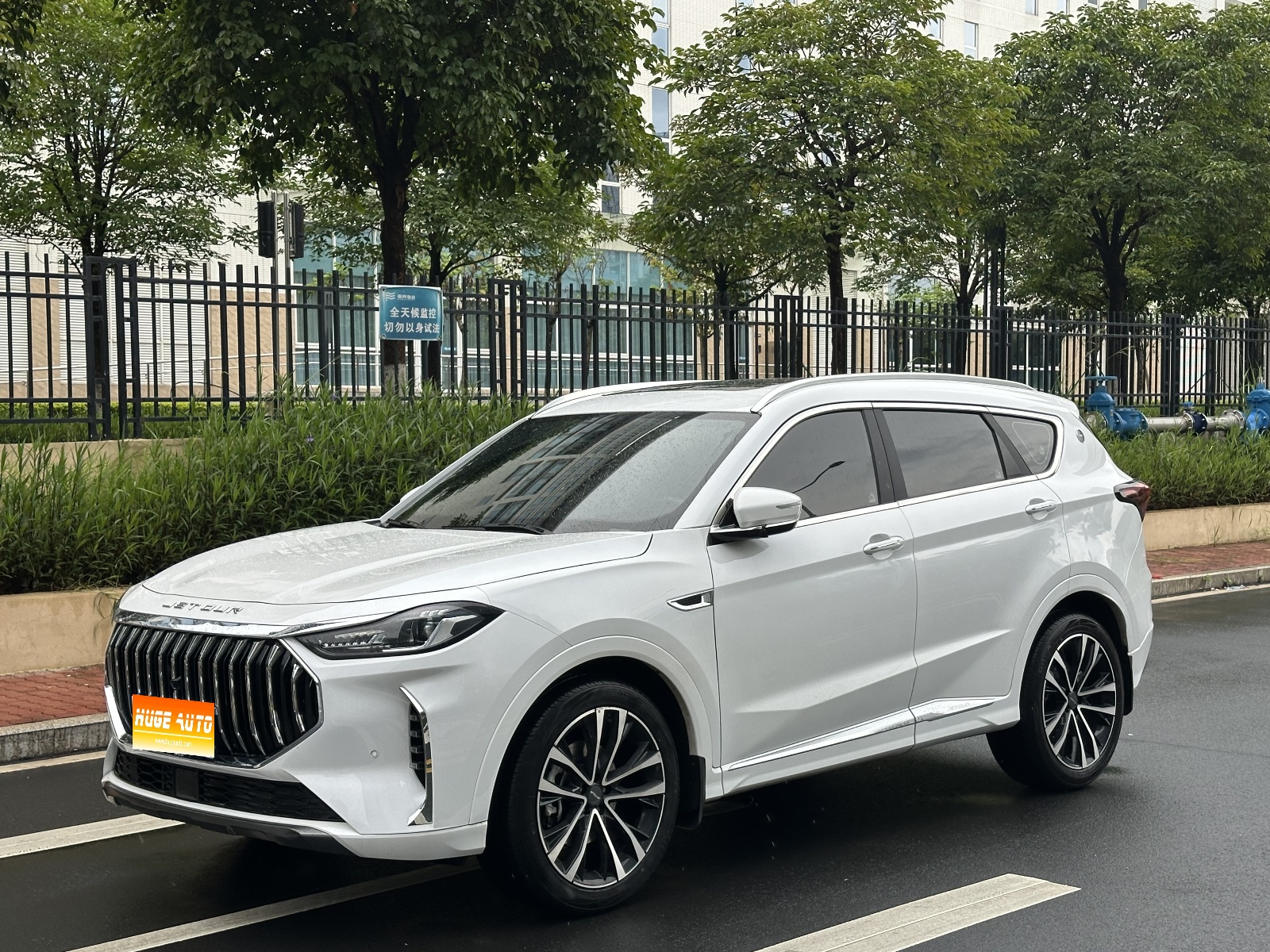 MY2023 Jetour X70 PLUS 1.6T DCT Power 5 seats