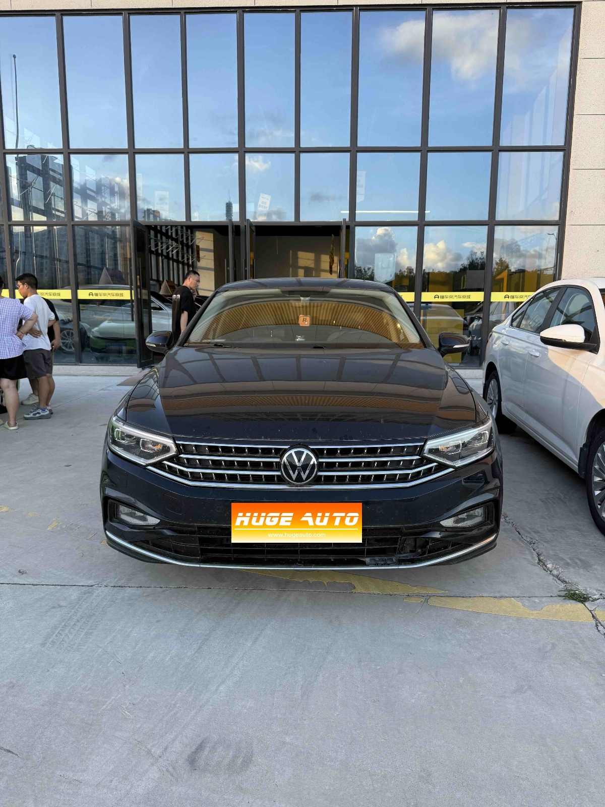 MY2023 Magotan 2 Million Units Anniversary 280TSI DSG Lead Version