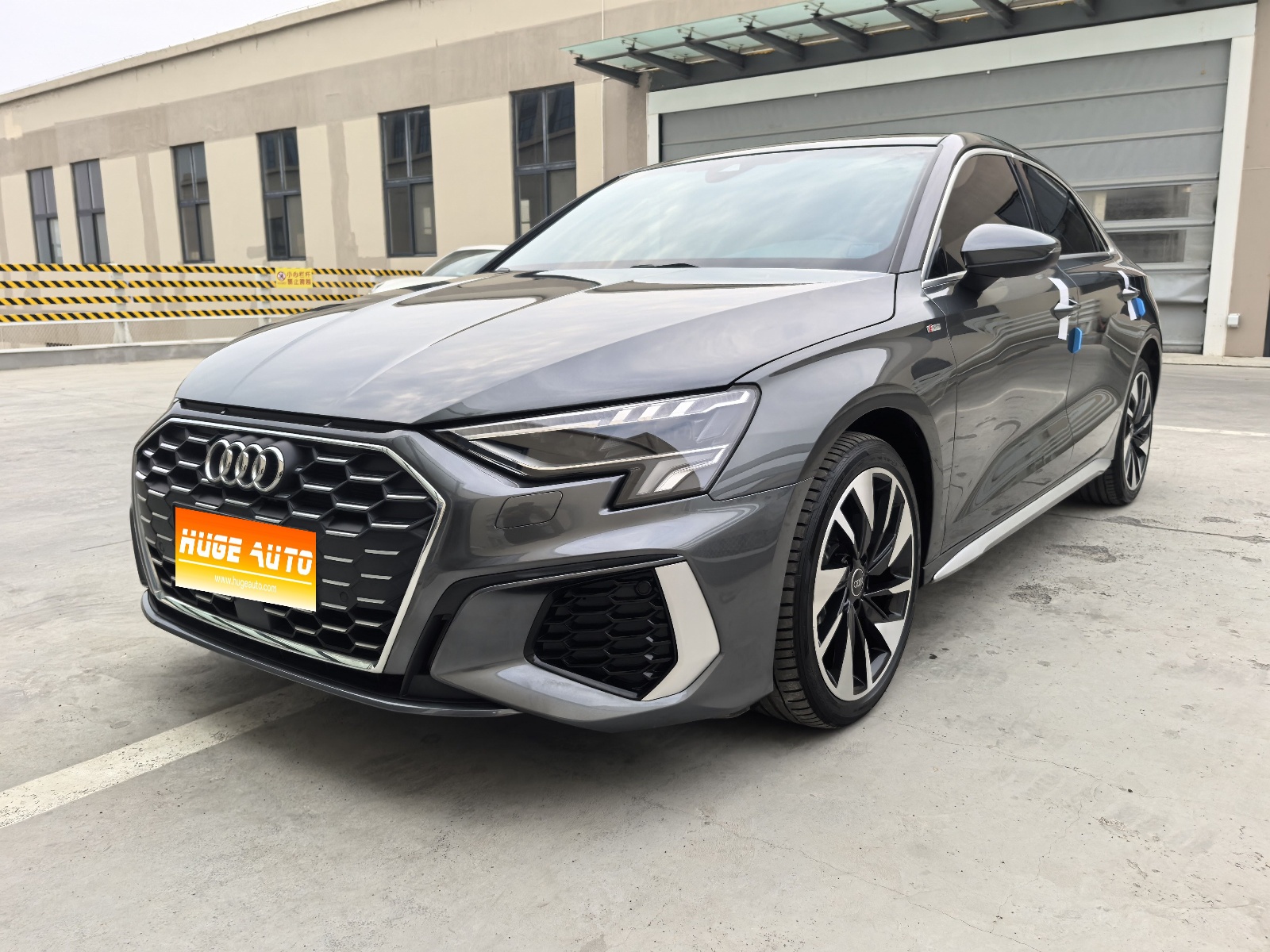 2023款 奥迪A3 改款 A3L Limousine 35 TFSI 时尚运动型
