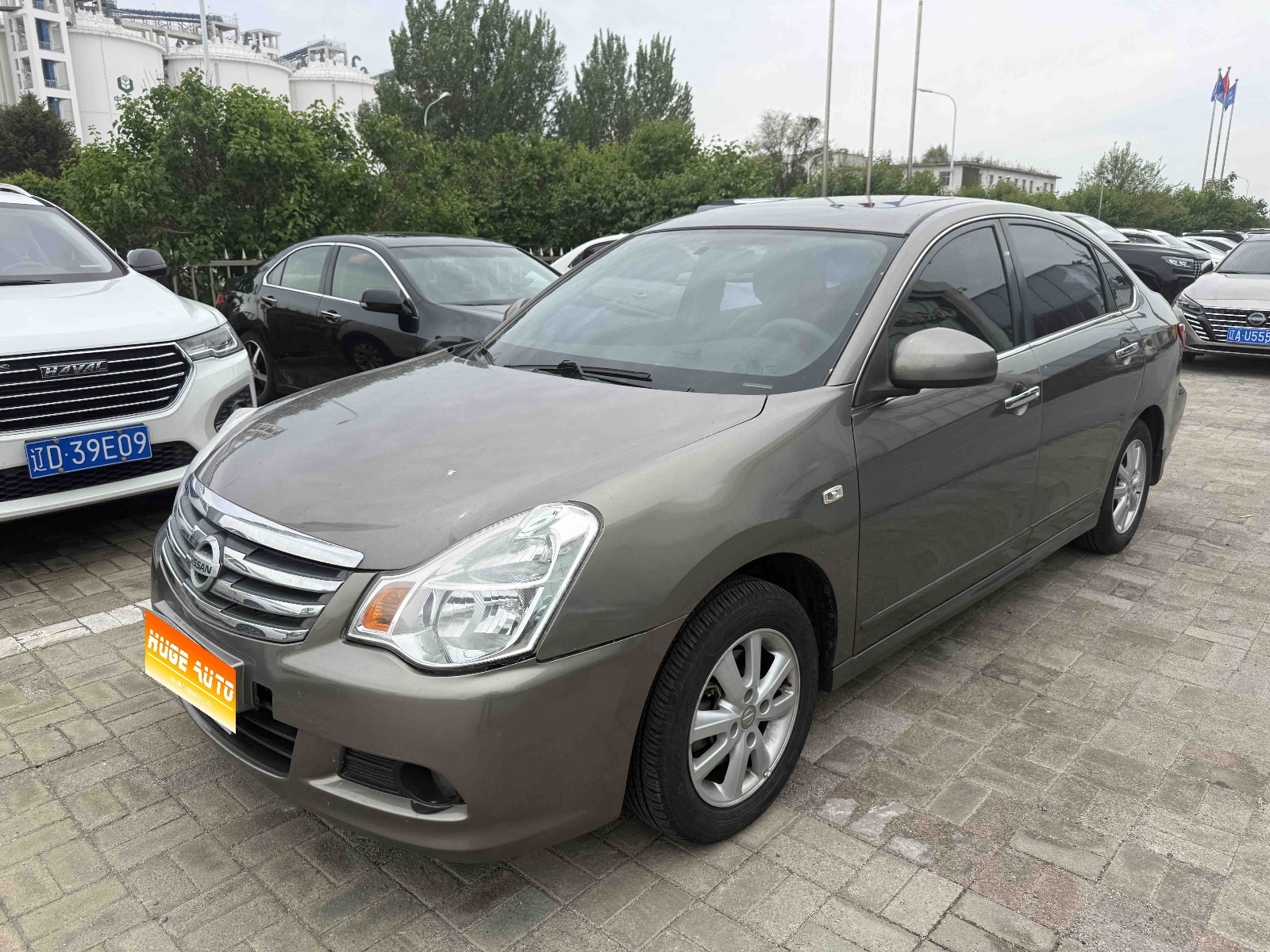MY2016 Sylphy Classic 1.6XE AT Lead Version