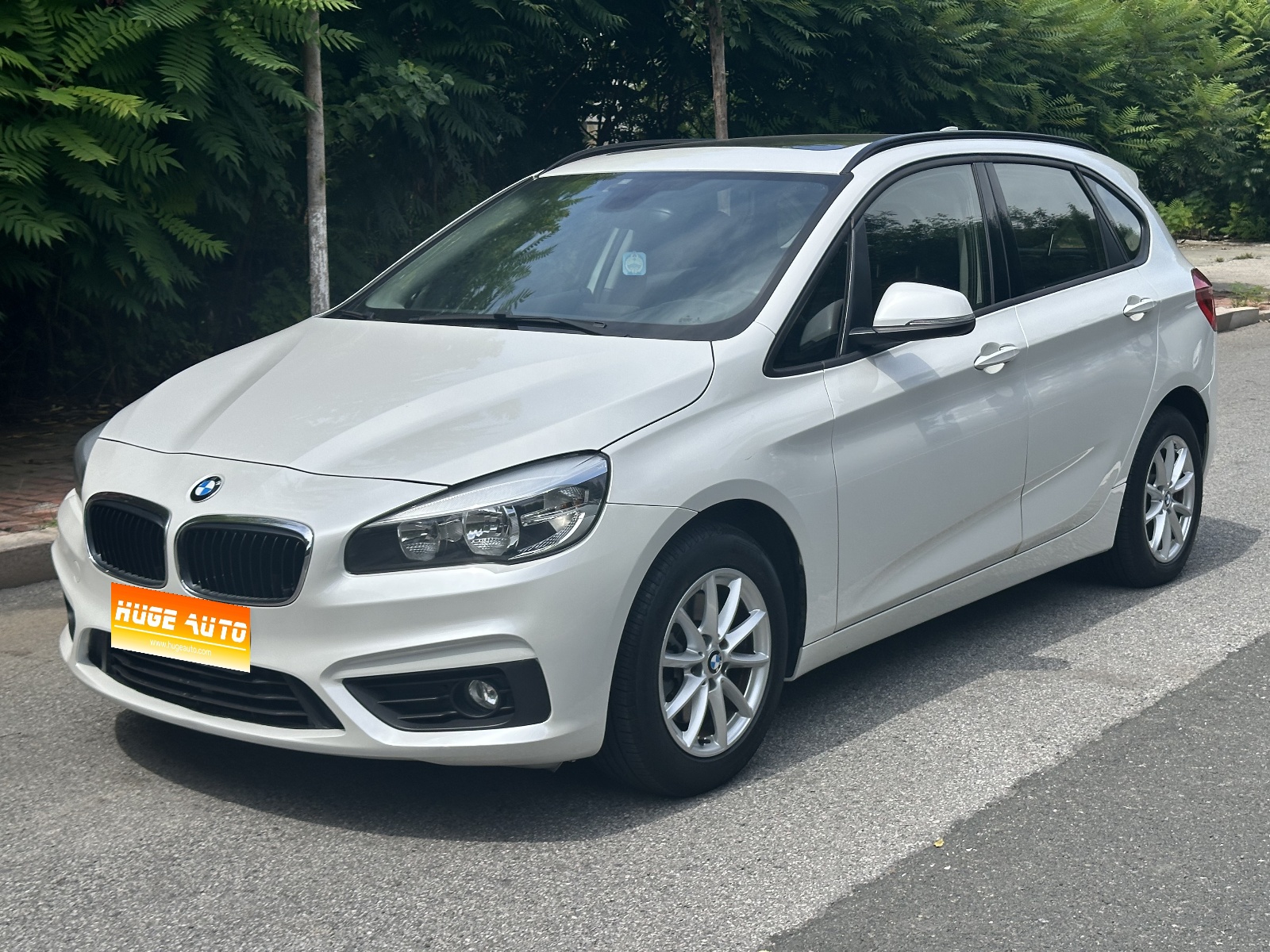 MY2016 BMW 2 Series Tourer 218i Fashion Version 
