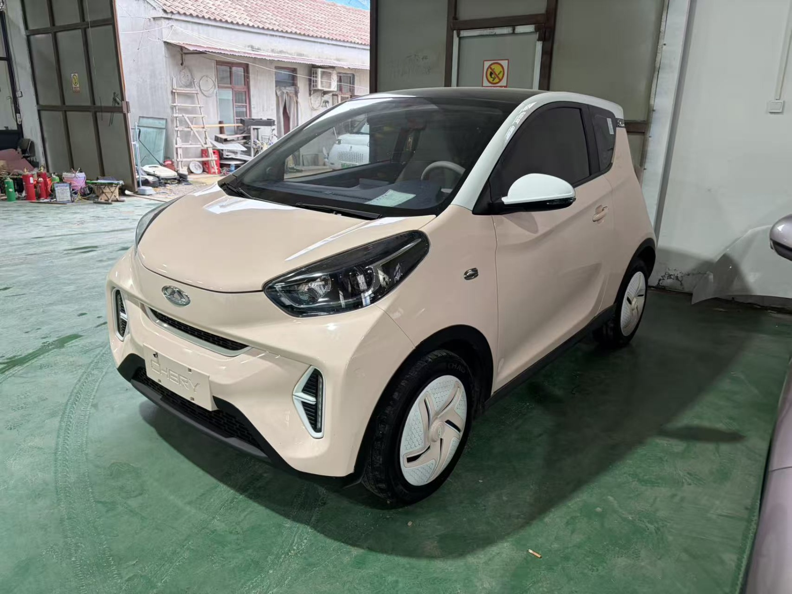MY2022 Little Ant Sweet Fan Half Sugar Version Lithium iron phosphate 30kW 301km