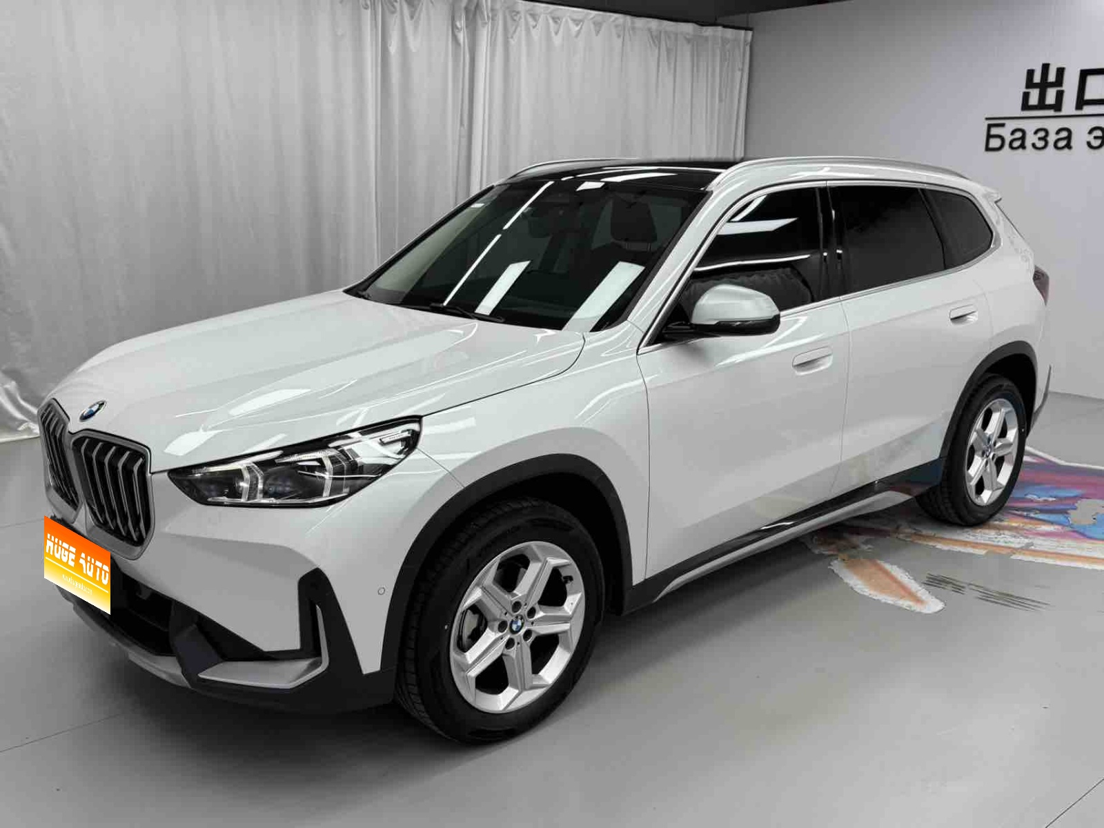 MY2023 BMW X1 sDrive20Li X Design Package