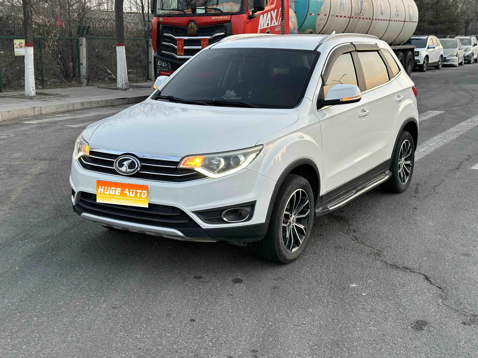 MY2017 Senia R7 1.6L MT Comfort Version 