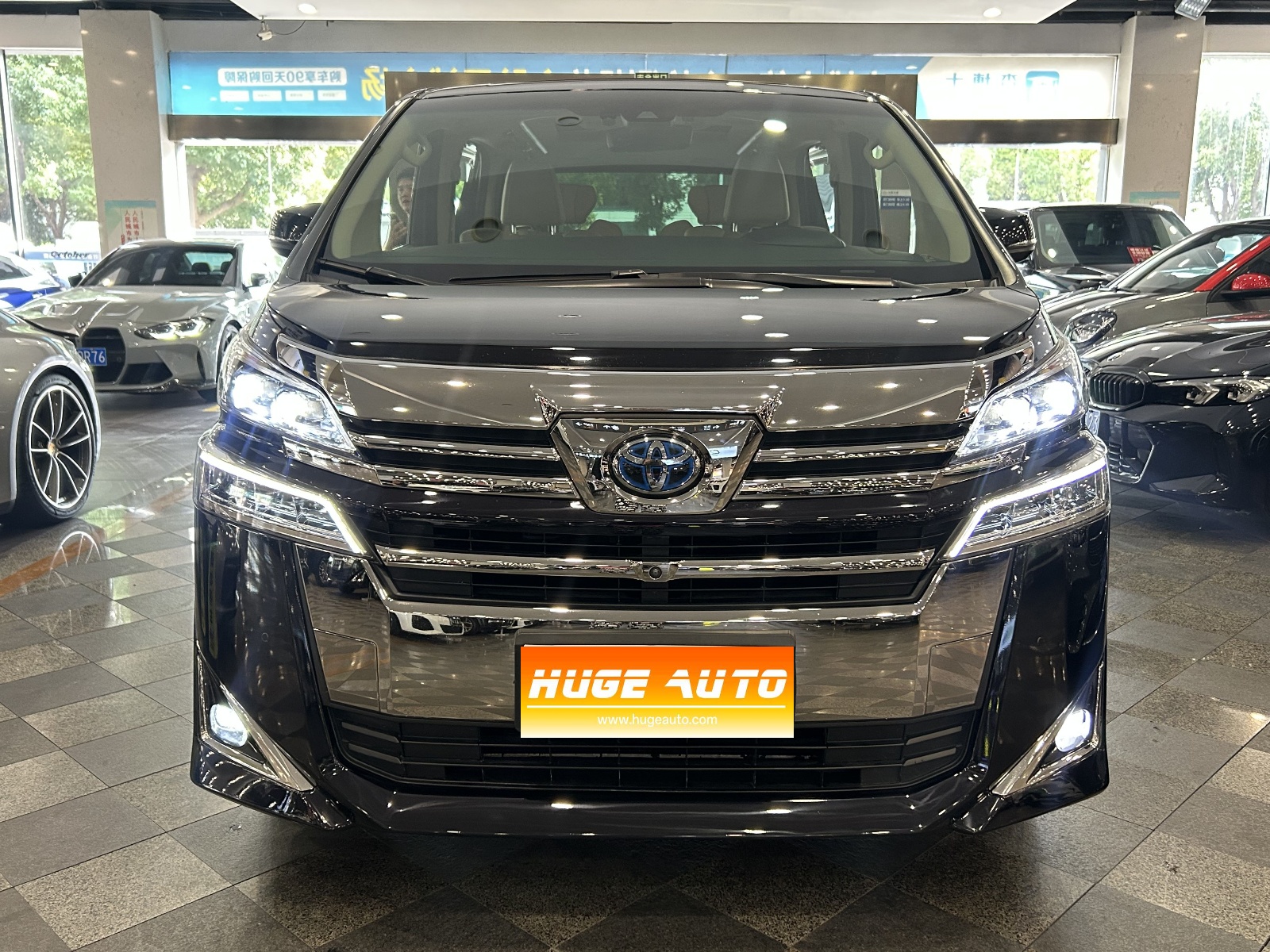 MY2019 VELLFIRE Hybrid 2.5L HV Noble Version 
