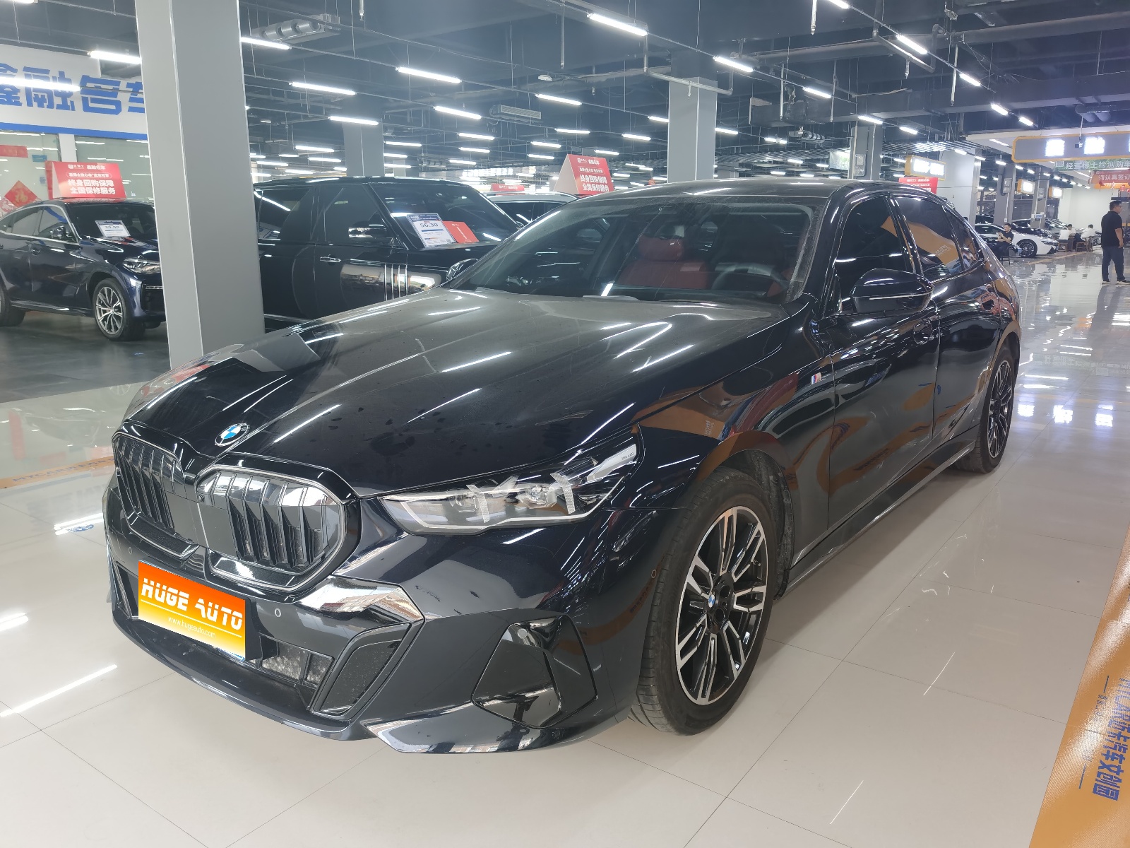 MY2025 BMW 5 Series 530Li Lead Version M Sport kit