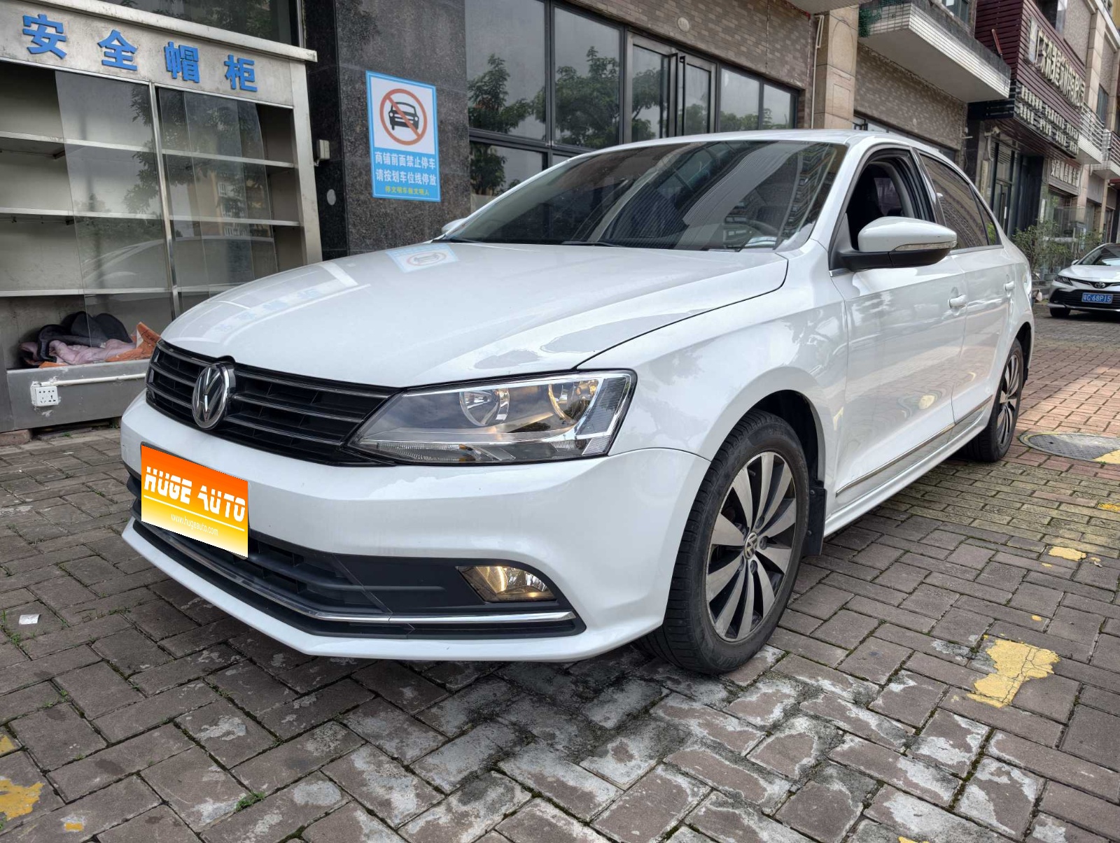 MY2017 Sagitar 180TSI AT Excellent Version 