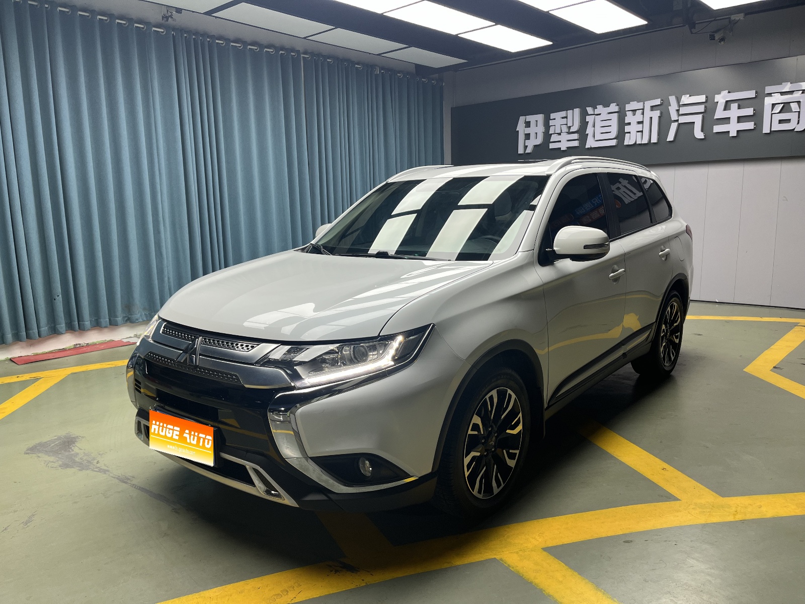 MY2020 Outlander 2.0L 2WD Enjoy Version 5-Seat National VI