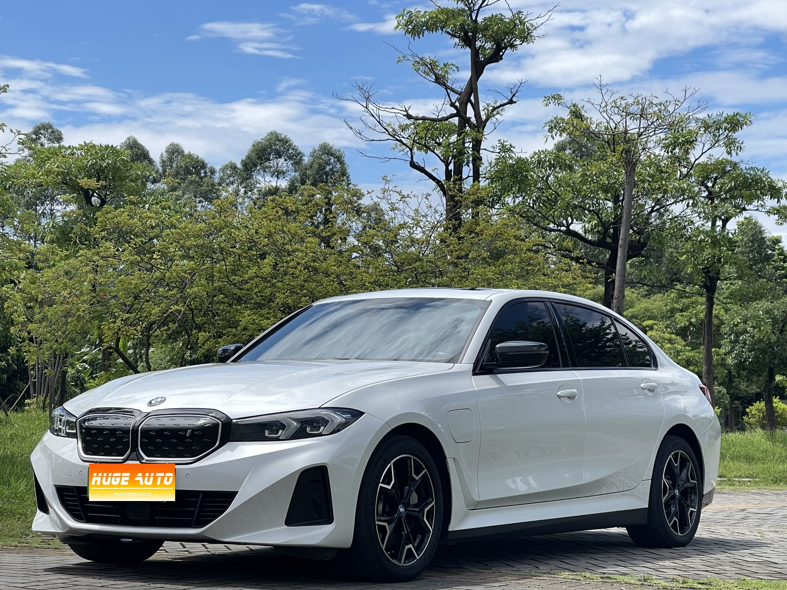MY2023 BMW I3 eDrive 40 L Night Kit