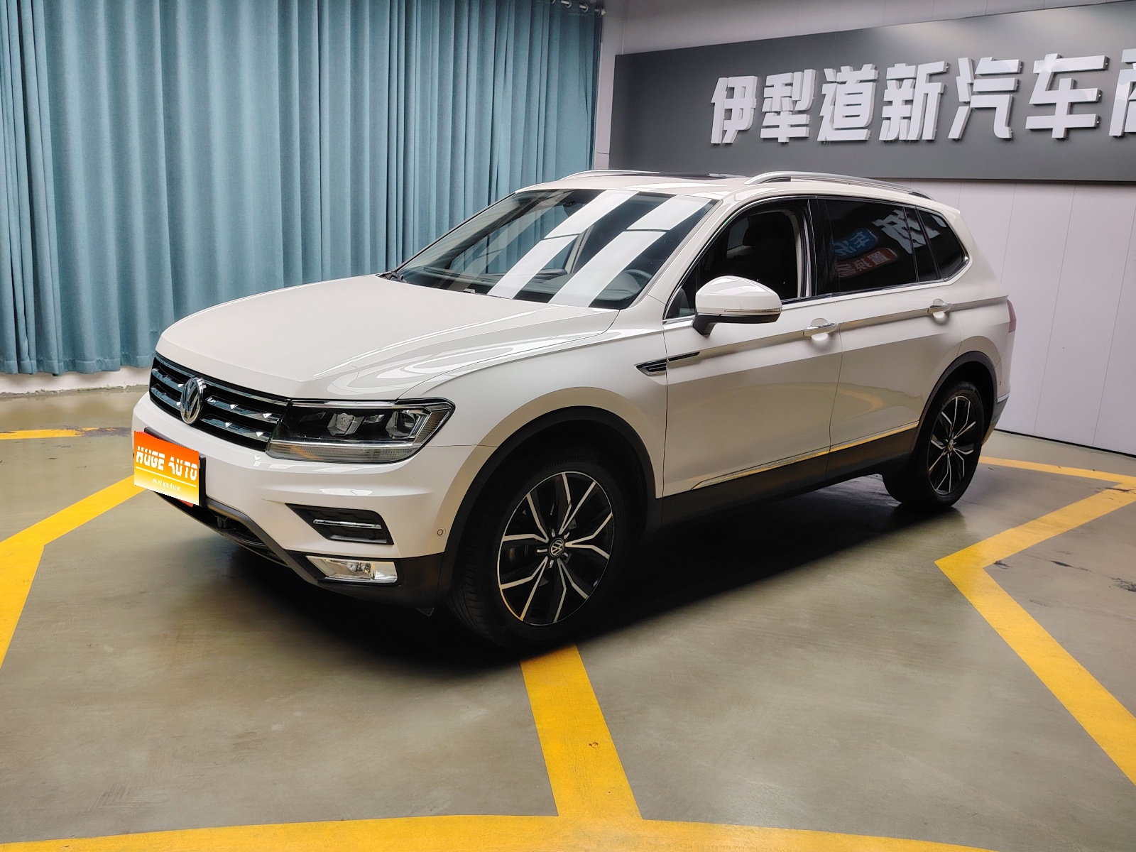 MY2019 Tiguan L Facelift 330TSI AT 2WD Intelligent Luxury Version National VI