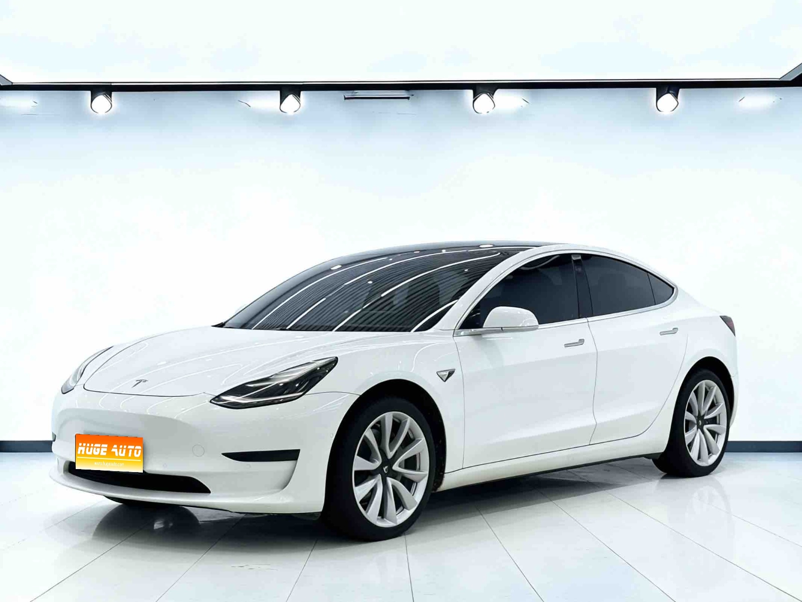 MY2020 Model 3 Standard Range RWD Upgraded 