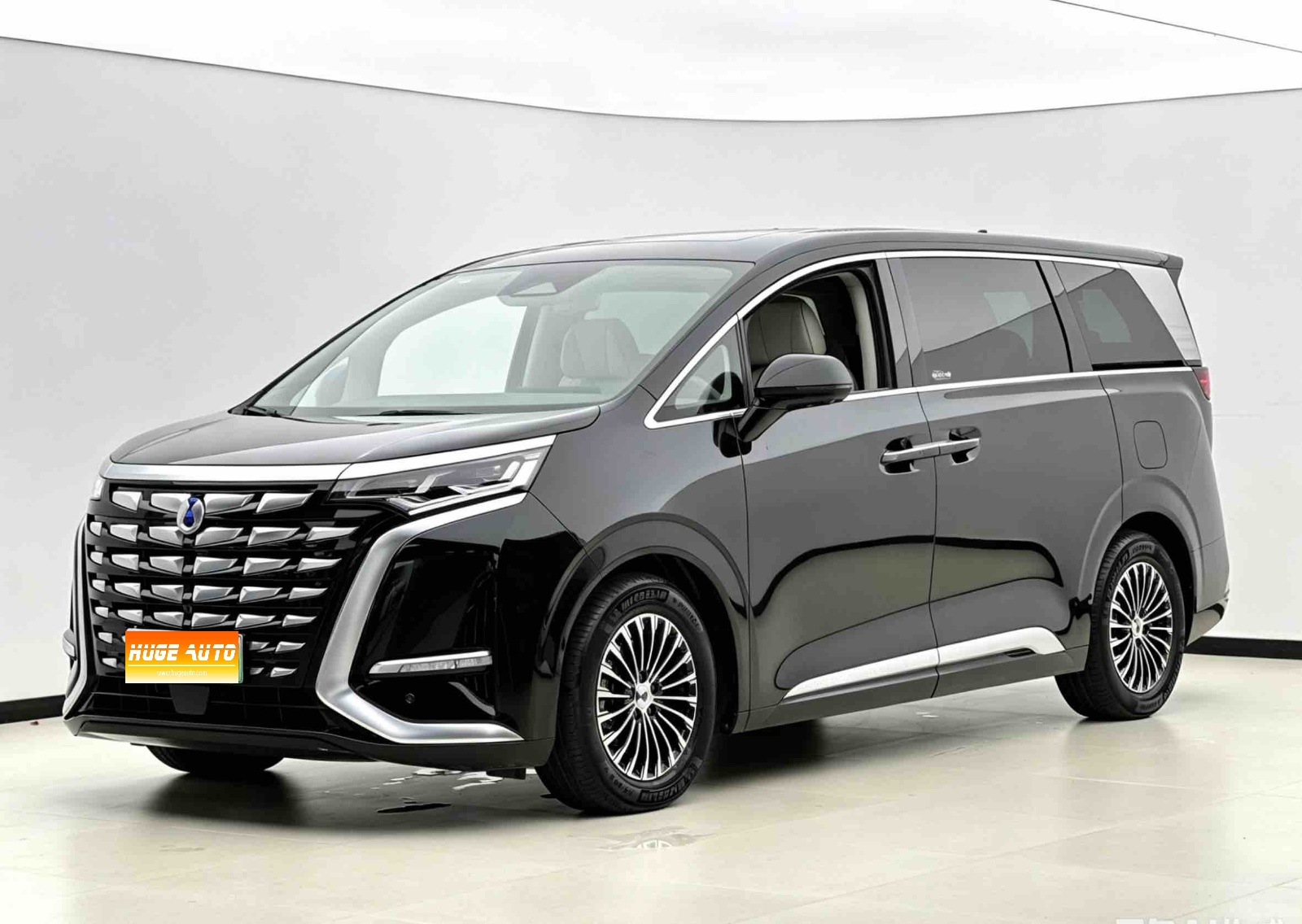MY2022 DENZA D9 DM-i 1040 Distinguished