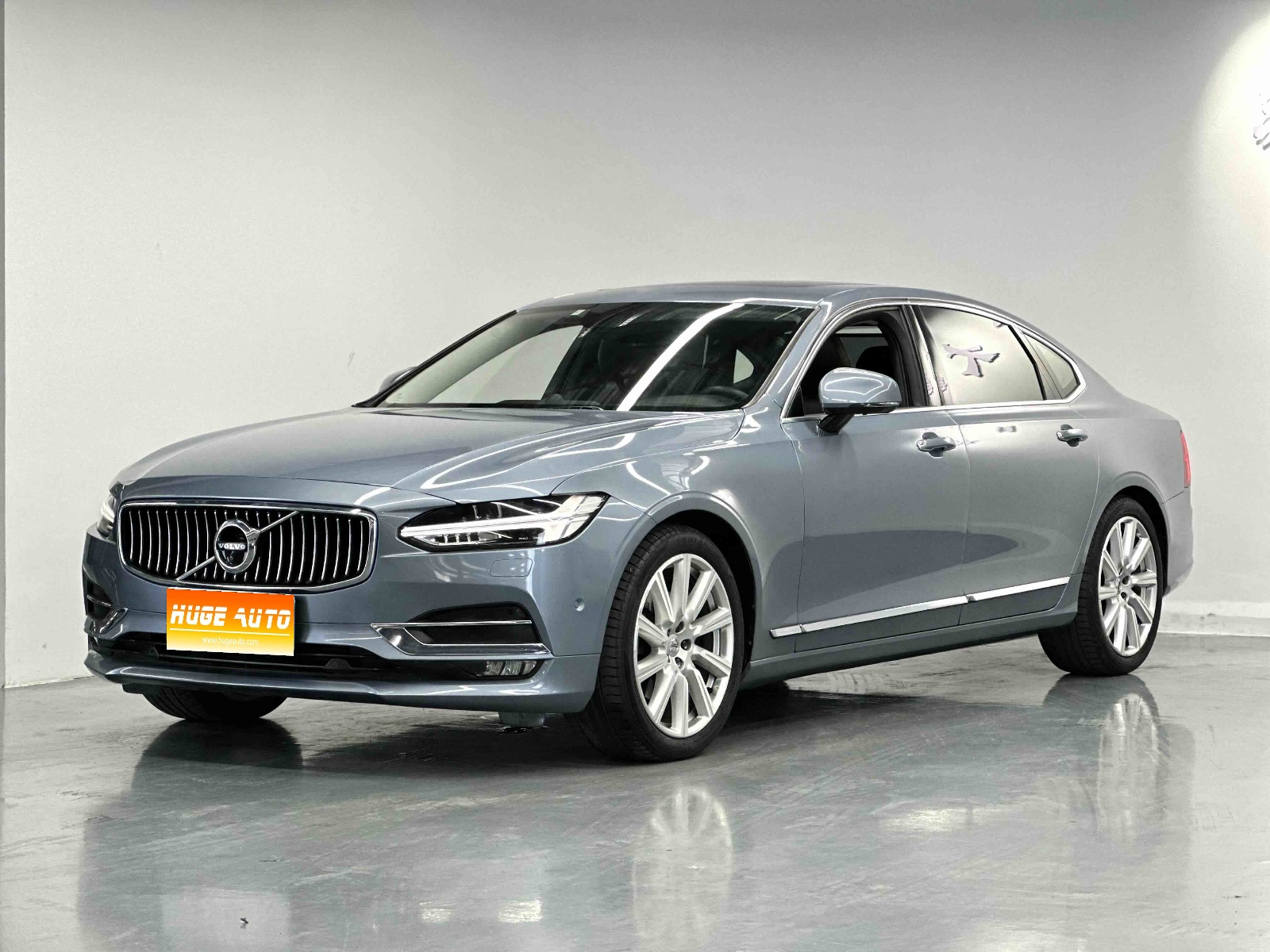 MY2017 Volvo S90 T5 Zhizun
