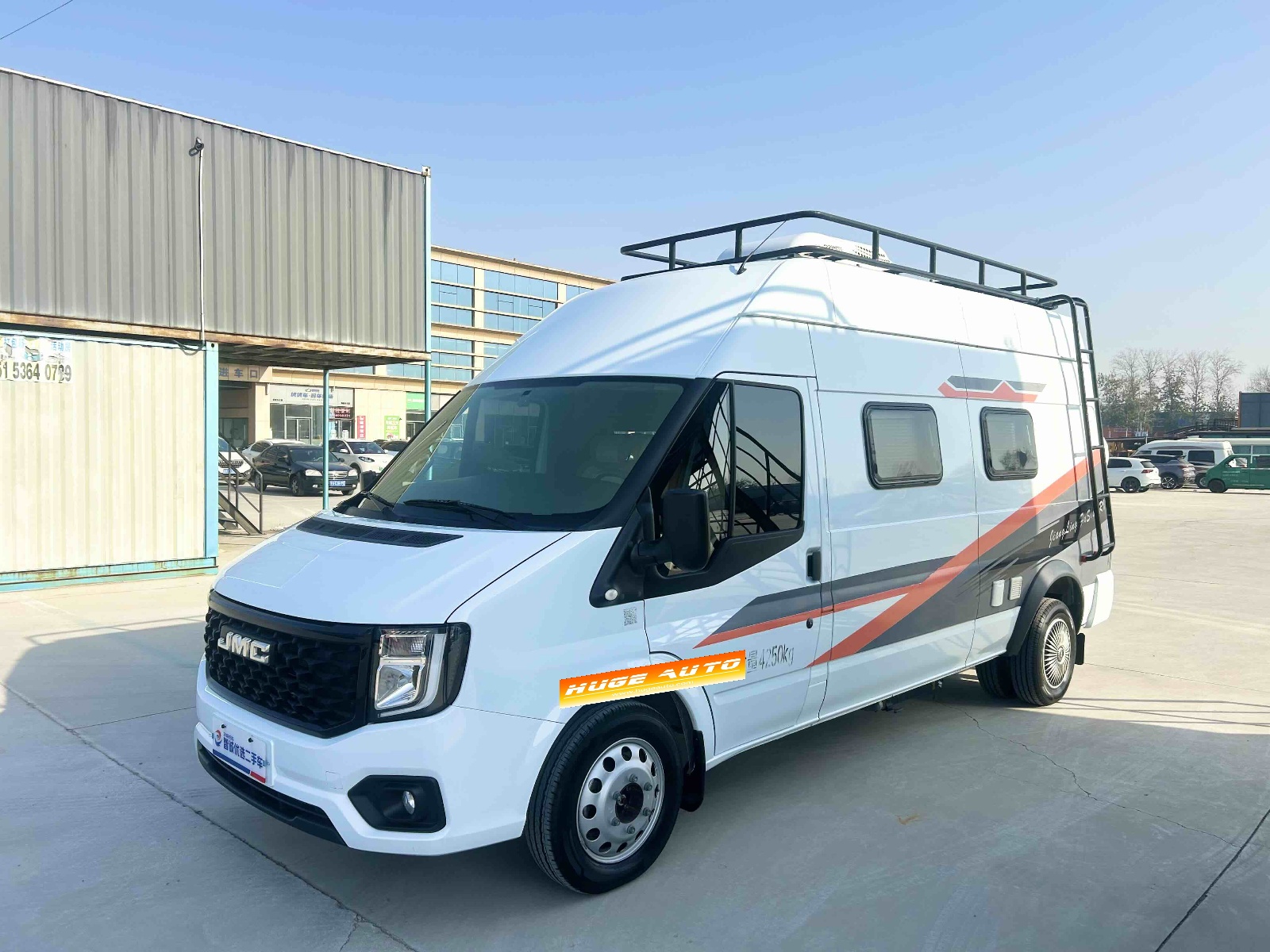 MY2023 JMC Fushun 2.0T AT Short-wheel base Low roof Commercial Cargo van 2/3 seats Split rear doors