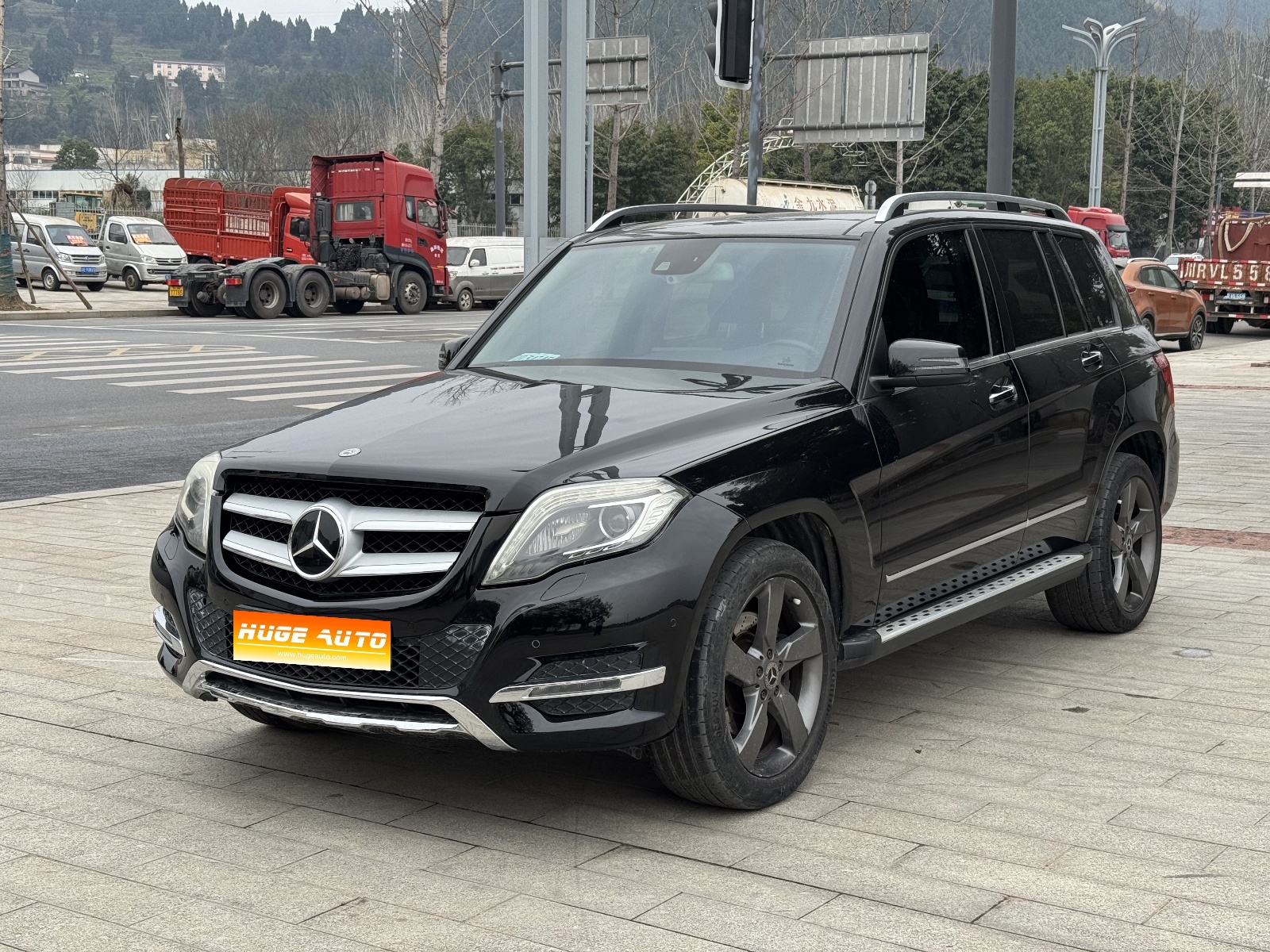 MY2013  Mercedes Benz  GLK Class   Facelift  GLK 300 4MATIC  Fashion