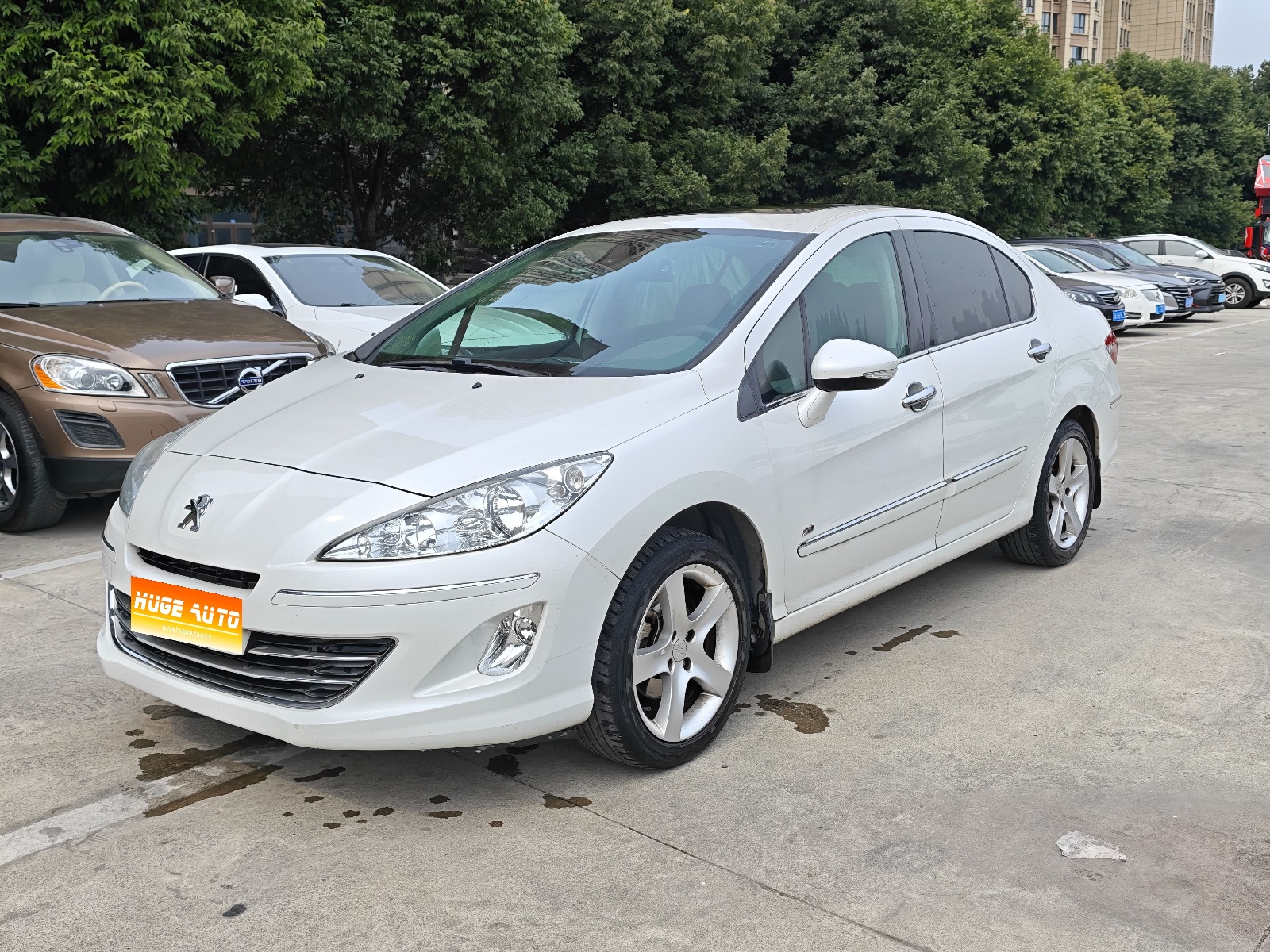 MY2013 Peugeot 408 2.0L i-connect Luxury 