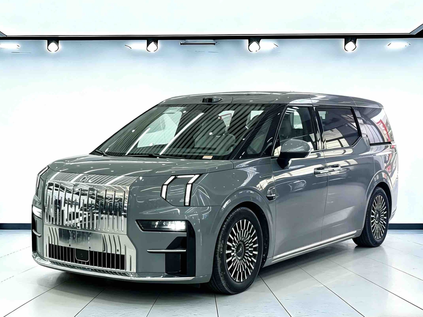 MY2024 ZEEKR009 Aisle 4WD-7 seats 108KWH