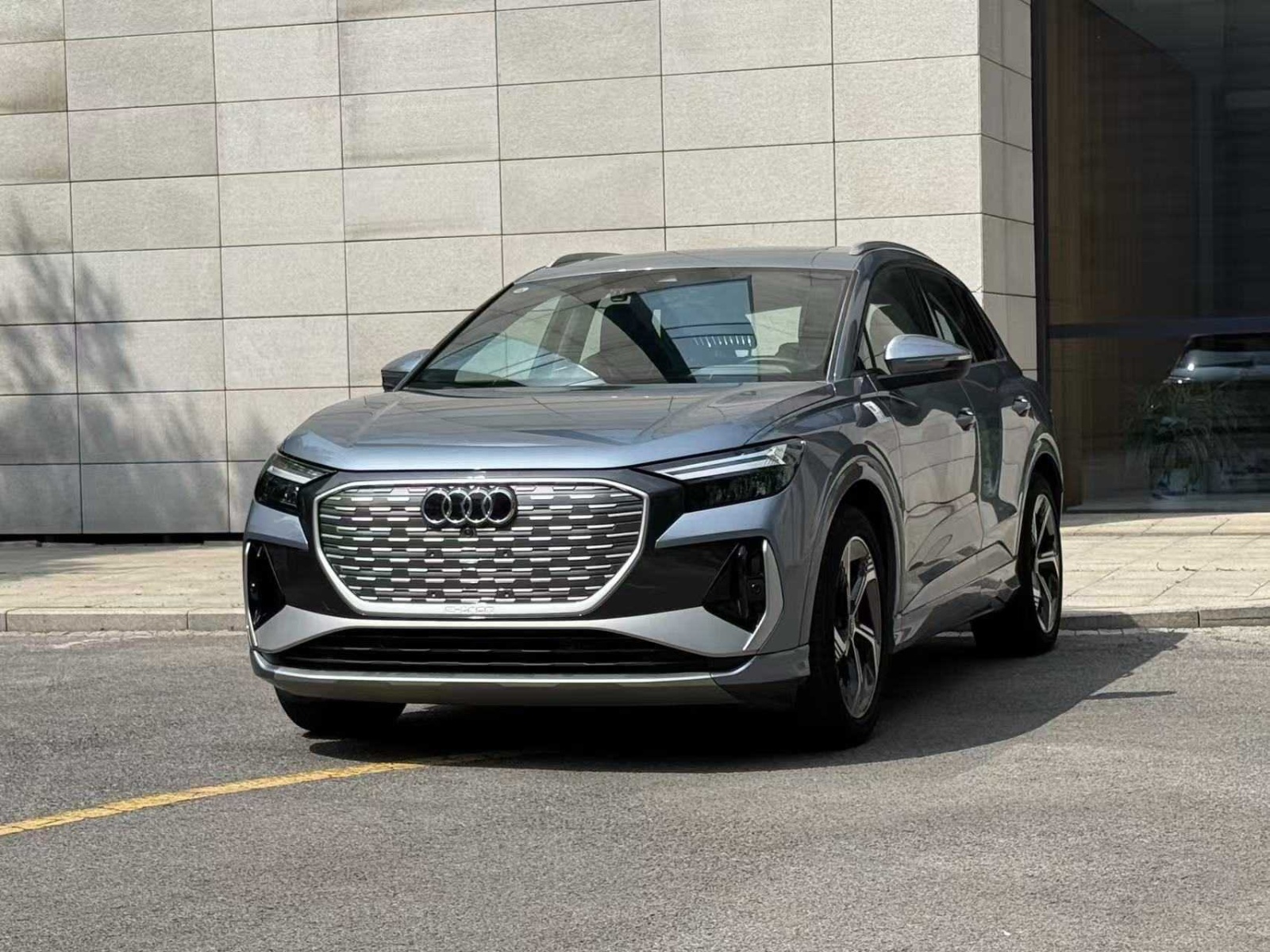 MY2024 AUDI Q4 e-tron 40 e-tron Jing Version
