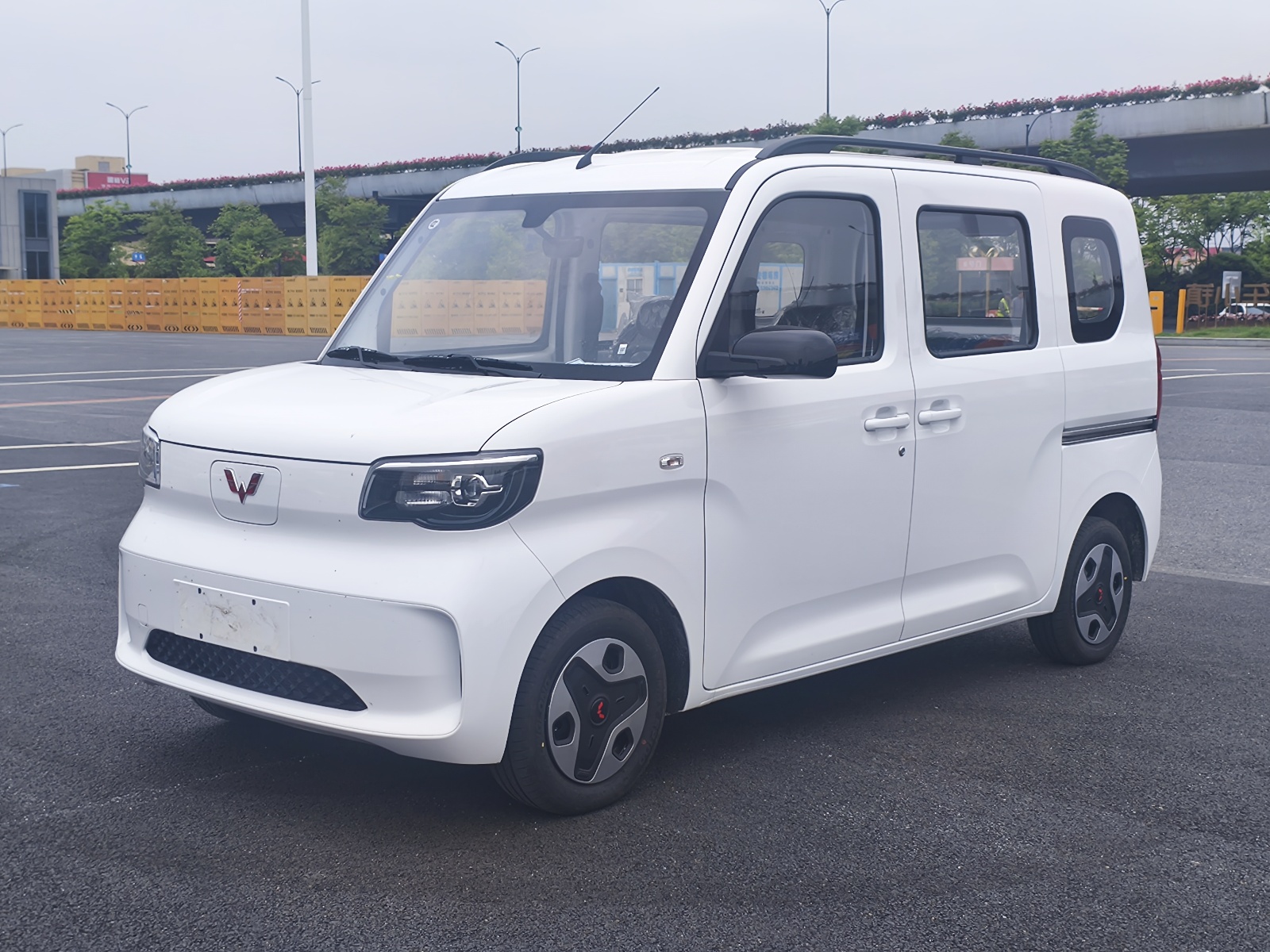 MY2025 Wuling Sunshine NEV 201km Comfort