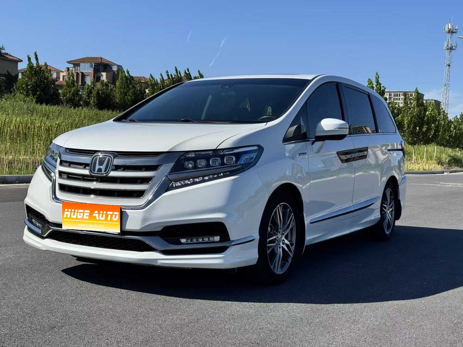MY2019 Elysion 2.0L Hybrid Luxury Version 