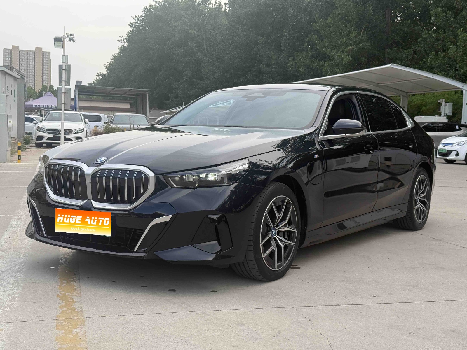 MY2024 BMW i5 eDrive 35L M Sport kit