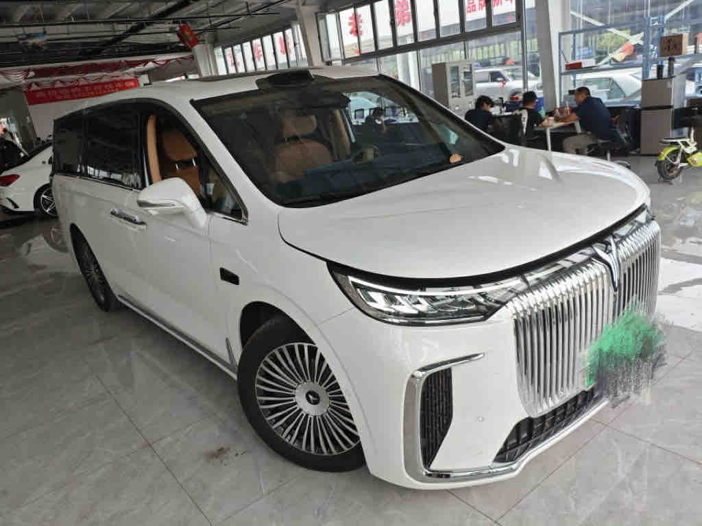 MY2025 Voyah Dreamer PHEV 4WD Excellence ADS