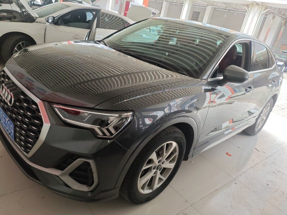 MY2022 Audi Q3 Sportback 35 TFSI Advanced 