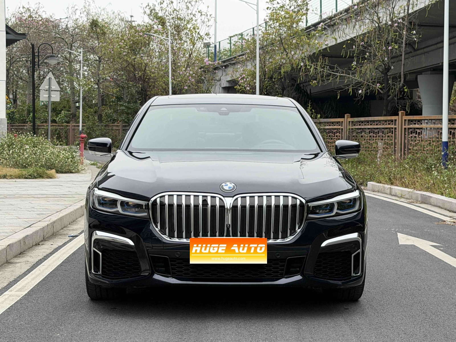 MY2021 BMW 7 Series 740Li Exclusive Version M Sport Kit 